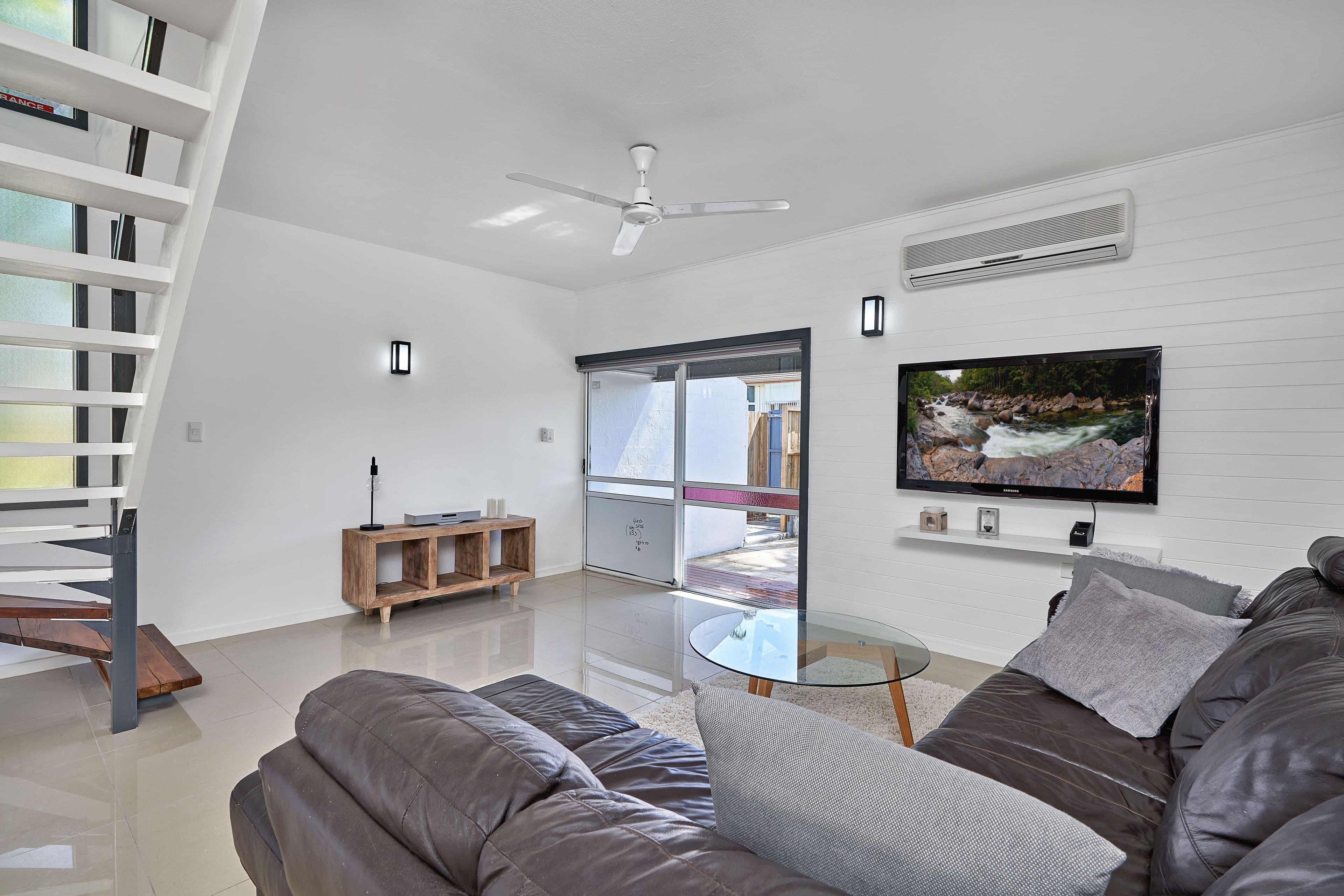 11-13 Pioneer Street, Manoora QLD 4870, Manoora - Thumbnail 2