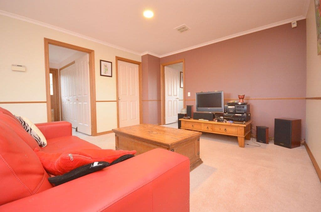 21 Tinworth Avenue, MOUNT CLEAR VIC 3350, Mount Clear - Thumbnail 3