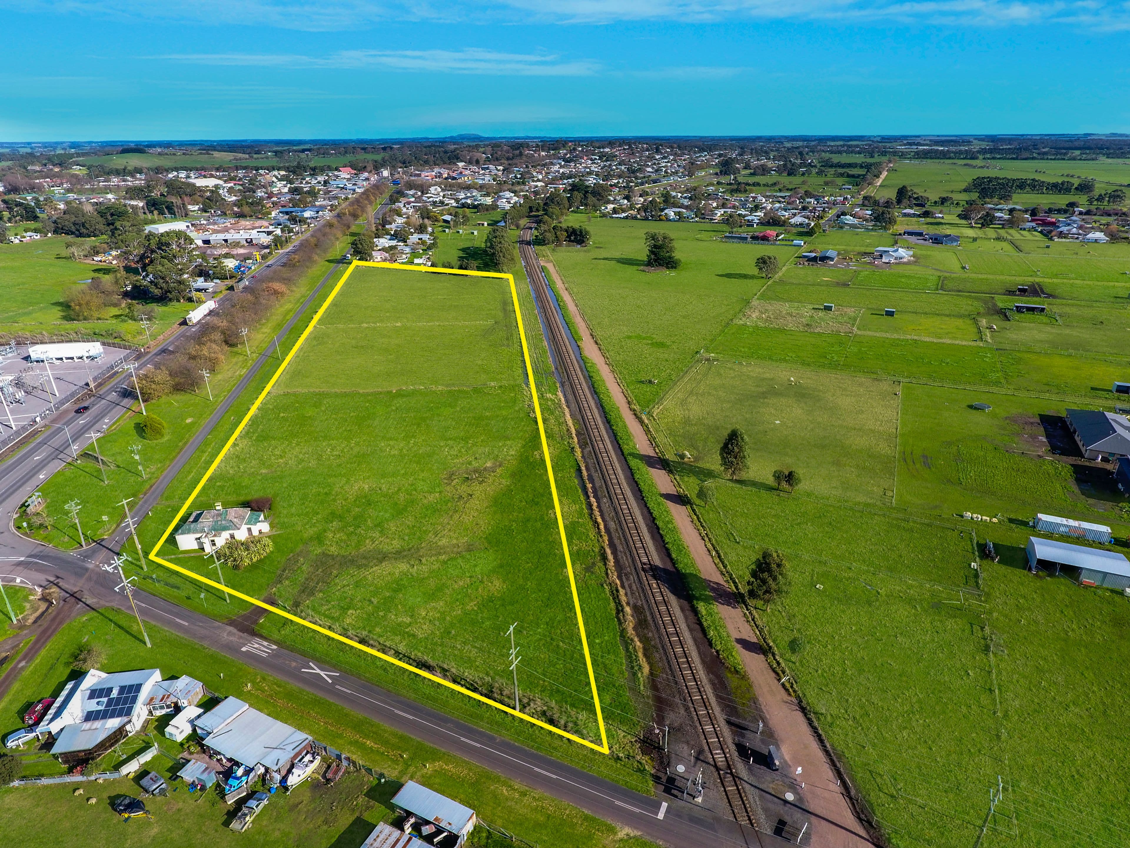 28 Sir Charles Holm Drive, Ormeau Hills QLD 4208, Ormeau Hills - Thumbnail 6