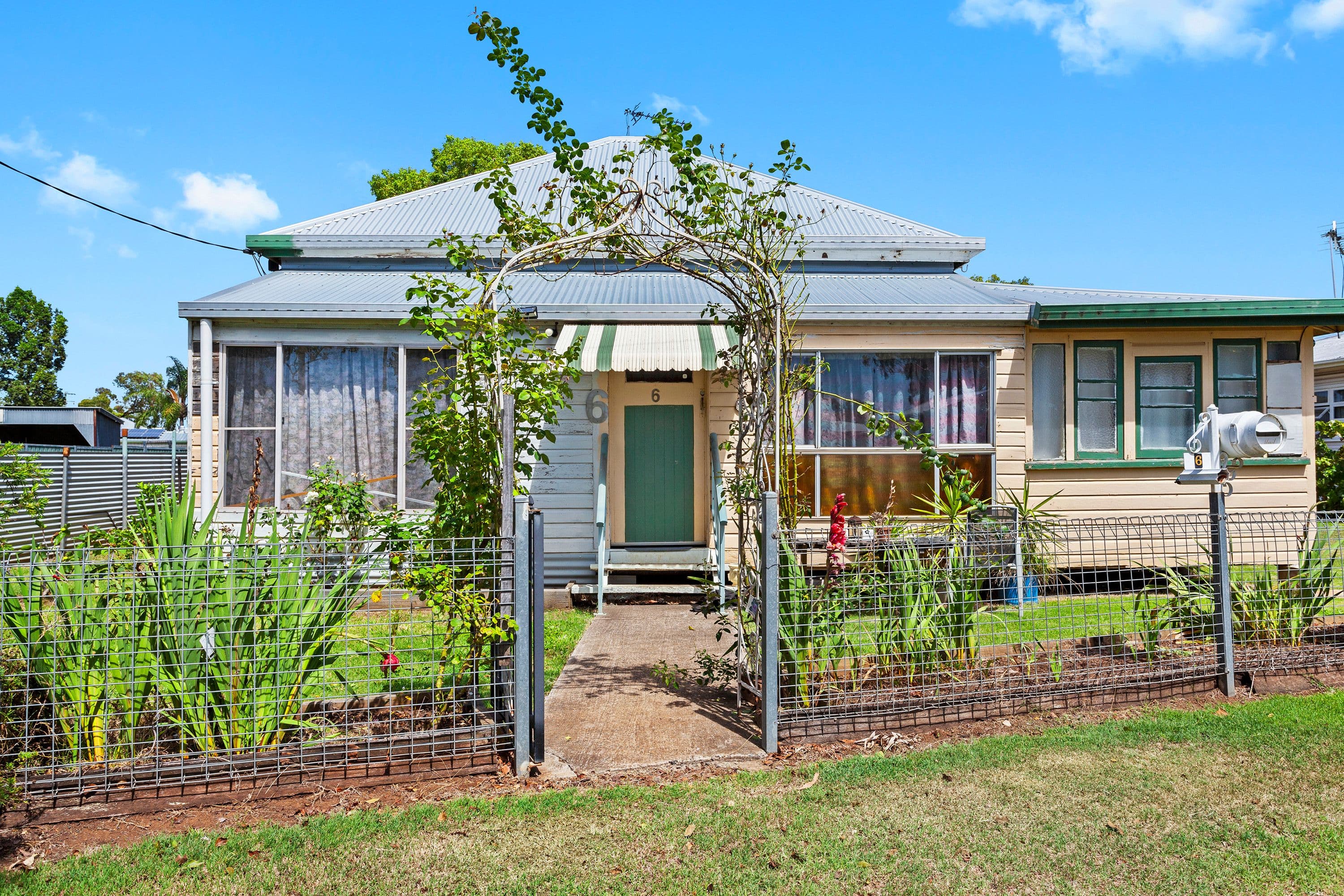 6 York Street, Oakey QLD 4401, Oakey - Thumbnail 2