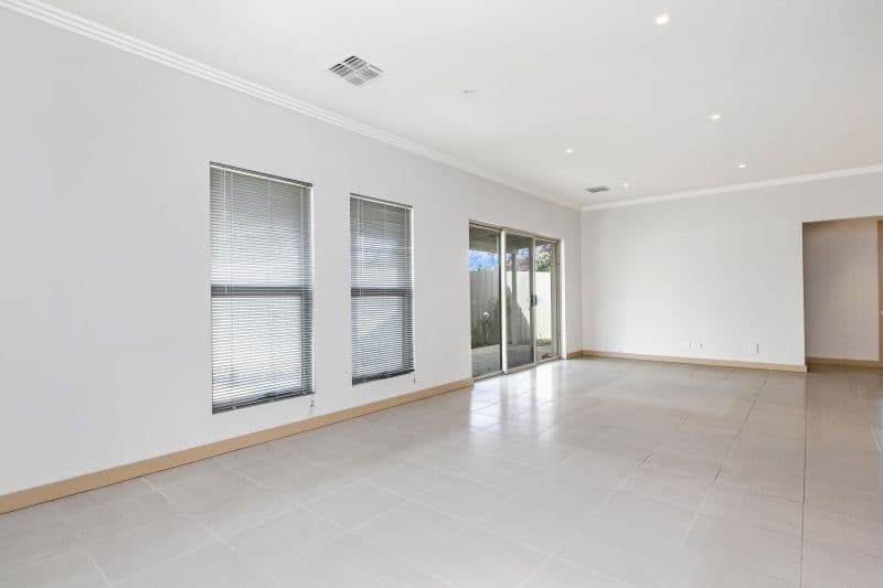 77 Chapel Street, Campbelltown SA 5074, Campbelltown - Thumbnail 3