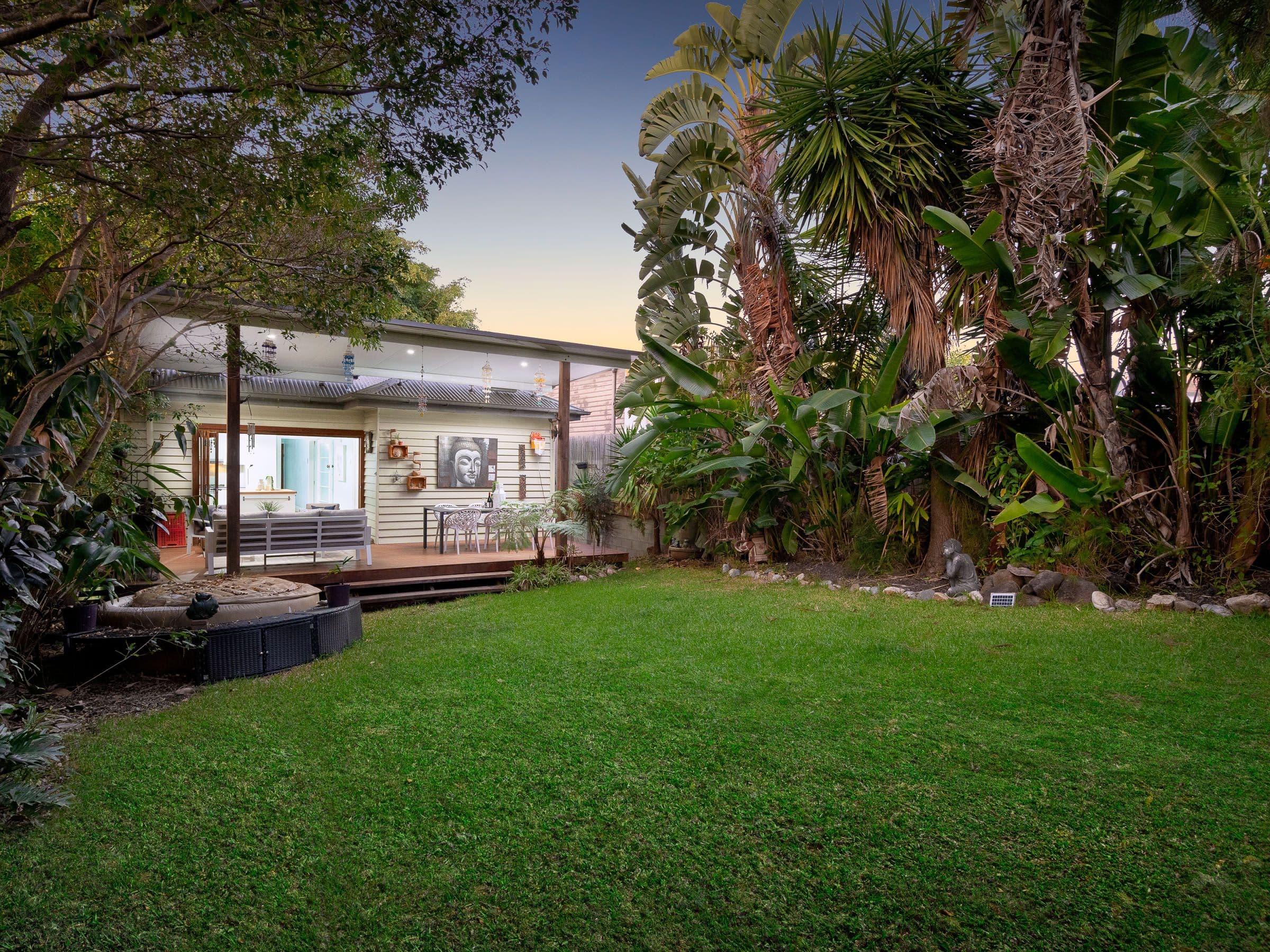 1095 Logan Road, Holland Park West QLD 4121, Holland Park West - Image 1