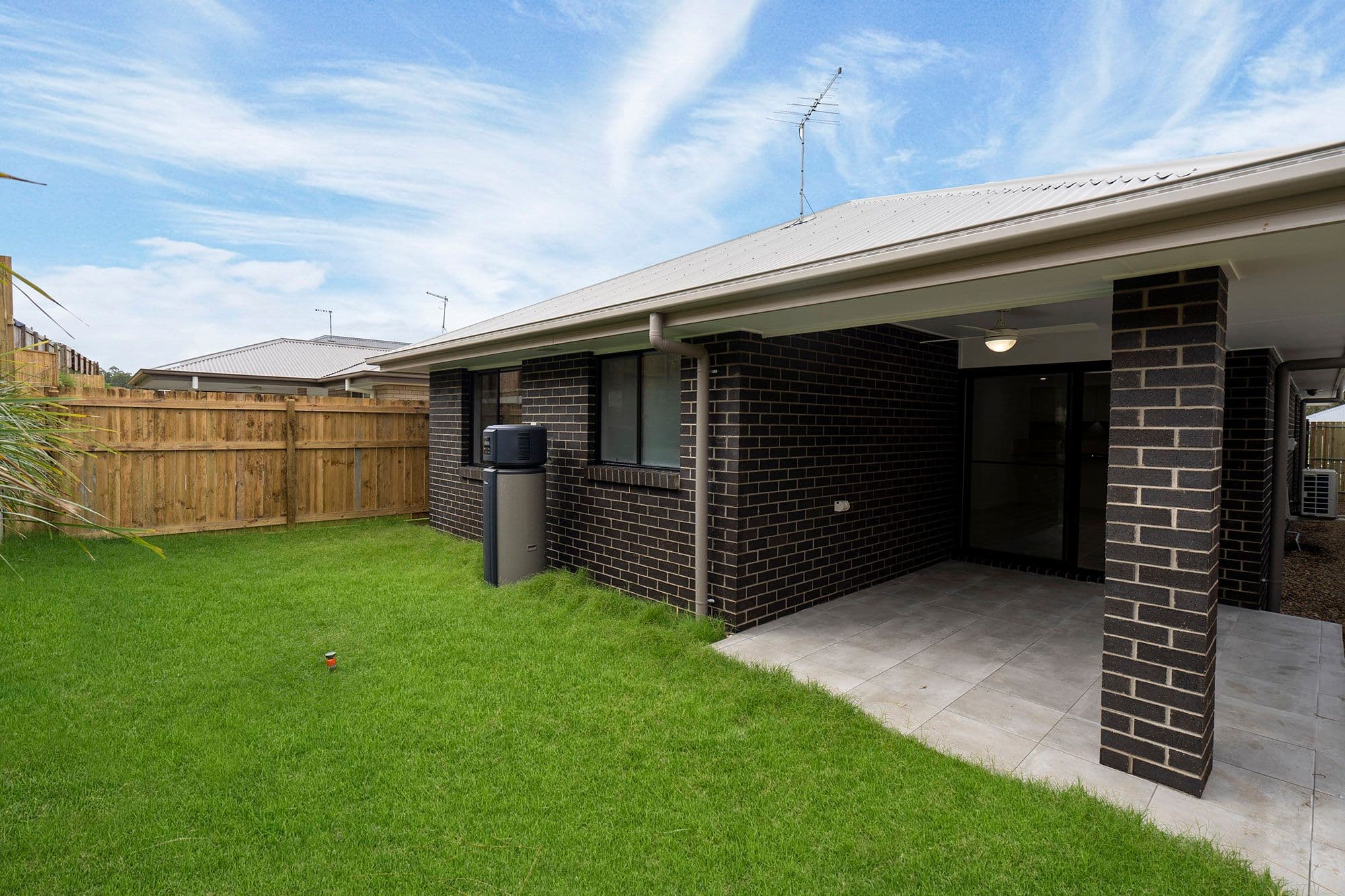 8 Randwick Avenue, Logan Reserve QLD 4133, Logan Reserve - Thumbnail 7
