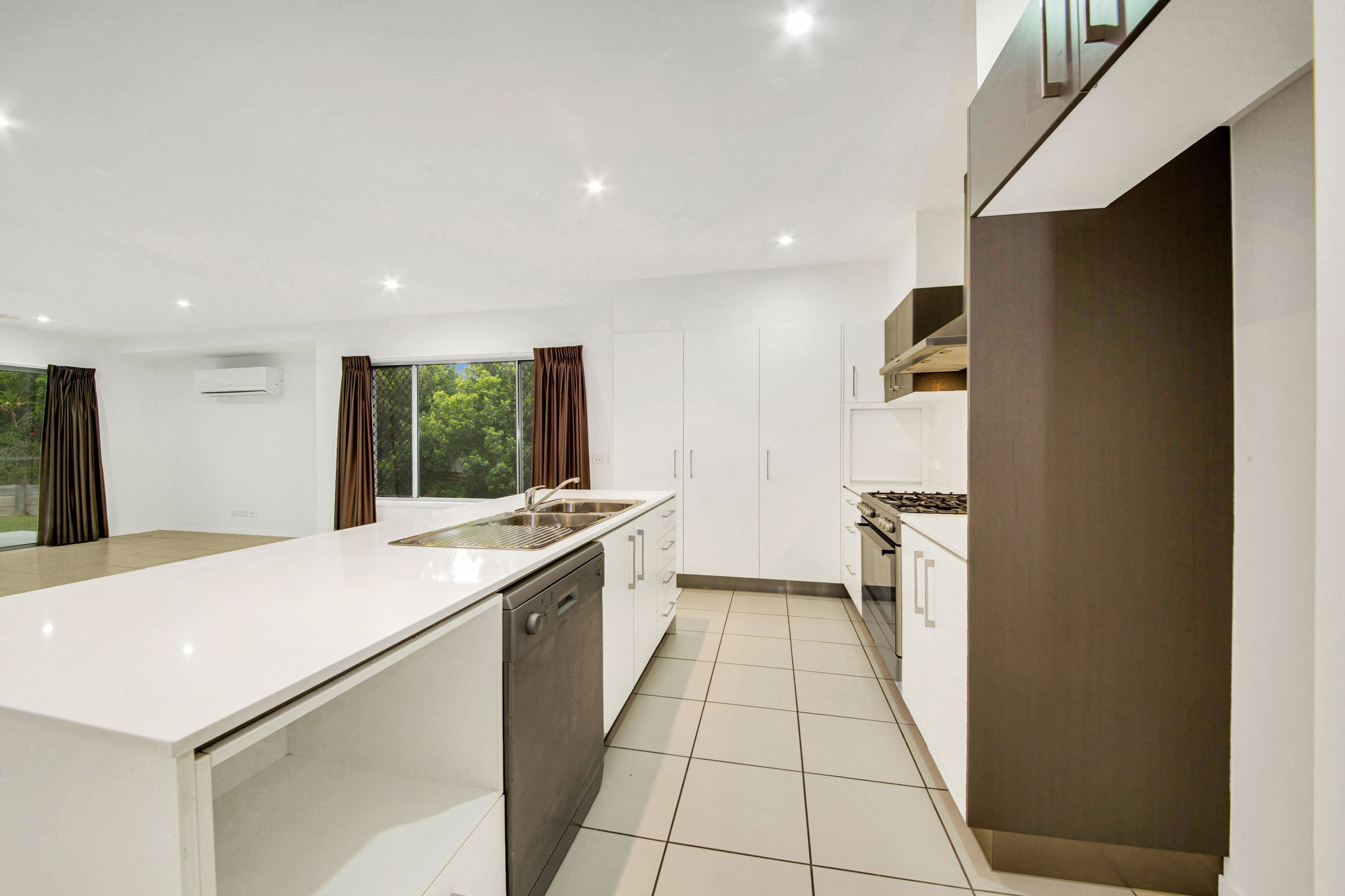 4 Boonderee Place, New Auckland QLD 4680, New Auckland - Thumbnail 5