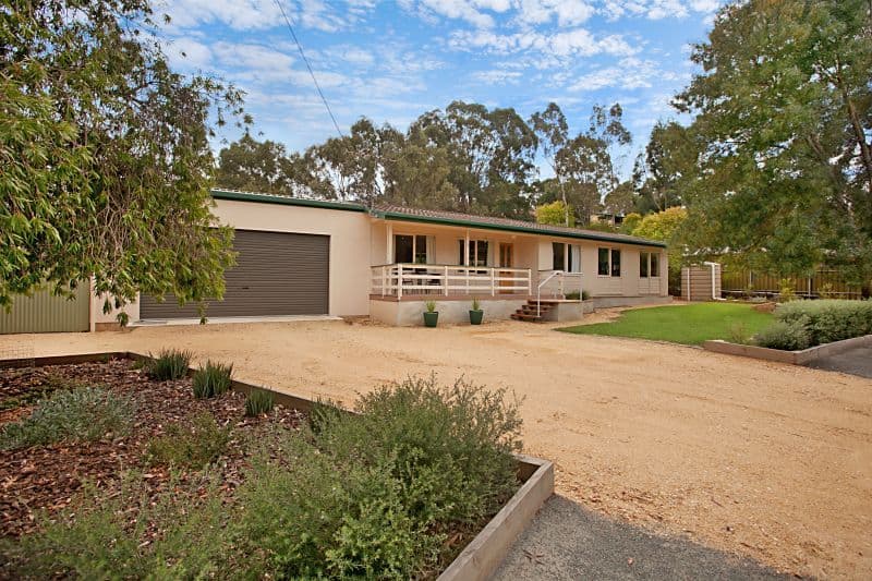 2 Pinson Court, WILLIAMSTOWN SA 5351, Williamstown - Thumbnail 2