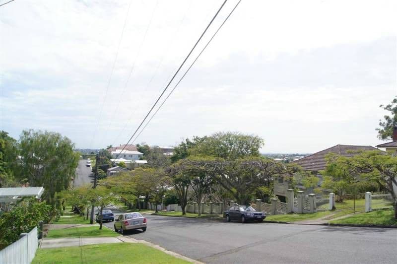 17 Philip Street, HAWTHORNE QLD 4171, Hawthorne - Thumbnail 4