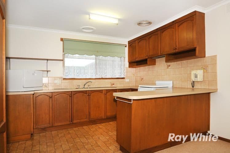 79 Clarendon Street, Cranbourne VIC 3977, Cranbourne - Thumbnail 3