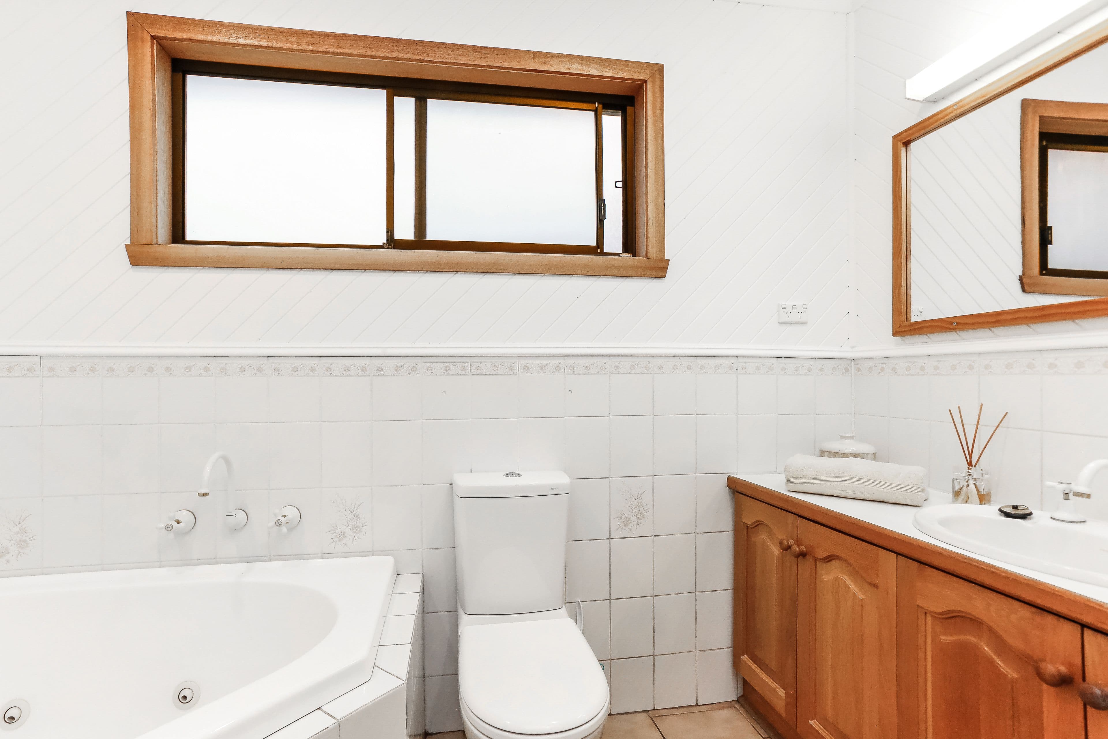 46 Pecham Street, Glenroy VIC 3046, Glenroy - Thumbnail 7