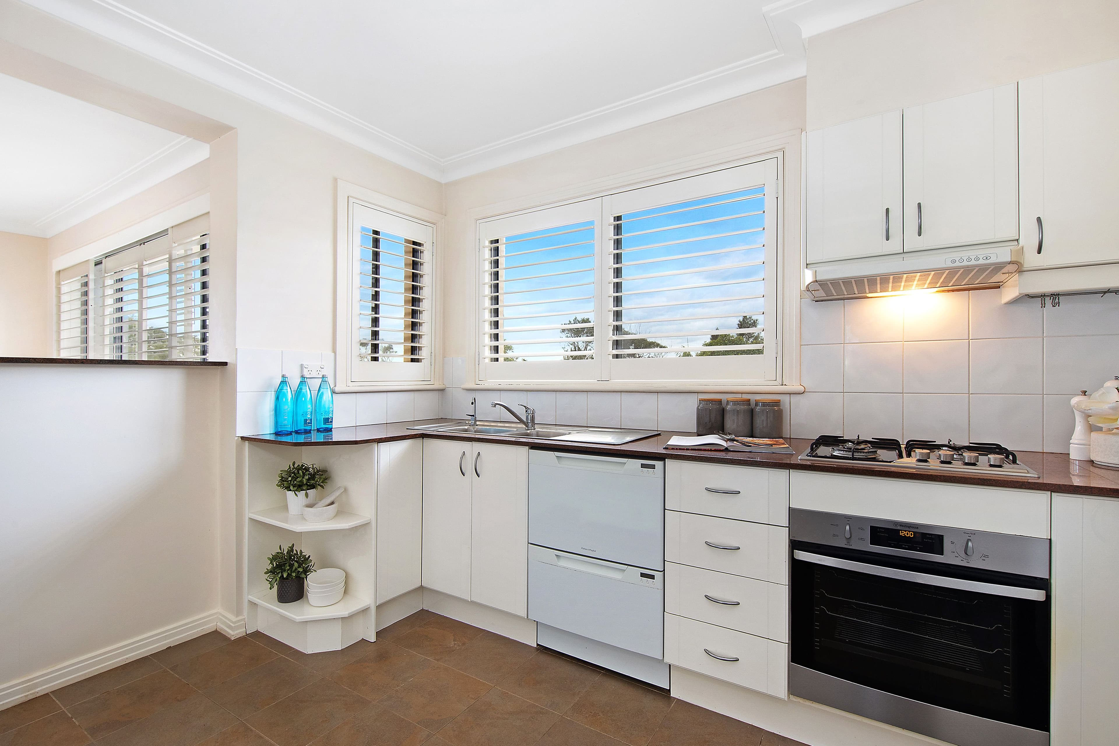 87 Howard Avenue, Dee Why NSW 2099, Dee Why - Thumbnail 5