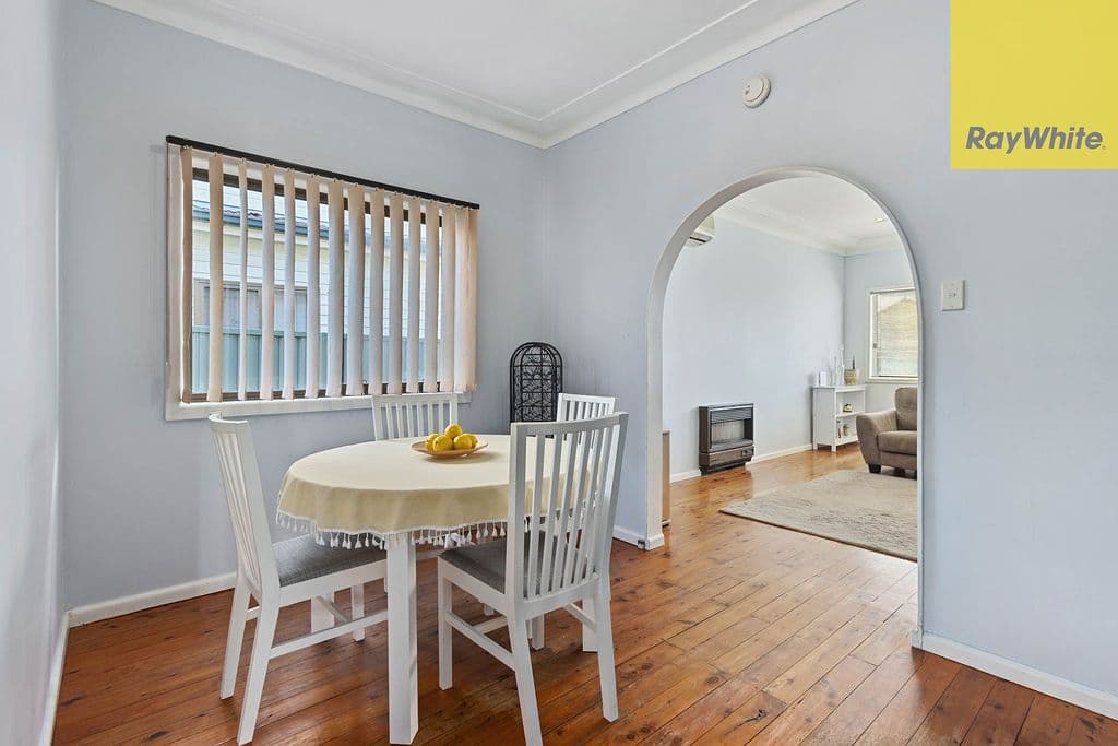 16 Presland Avenue, Revesby NSW 2212, Revesby - Thumbnail 5