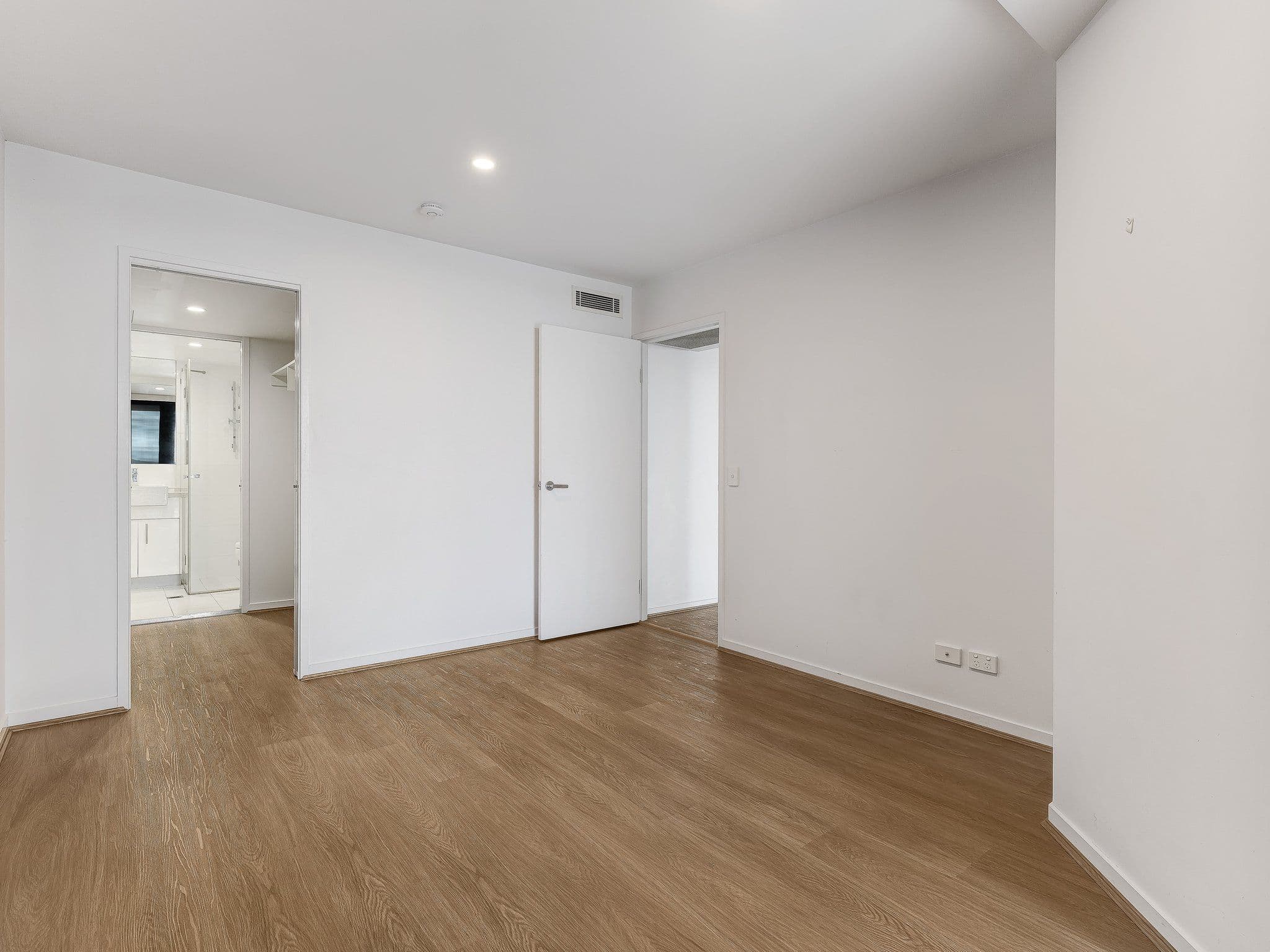 42 Sanders Street, Upper Mount Gravatt QLD 4122, Upper Mount Gravatt - Thumbnail 7
