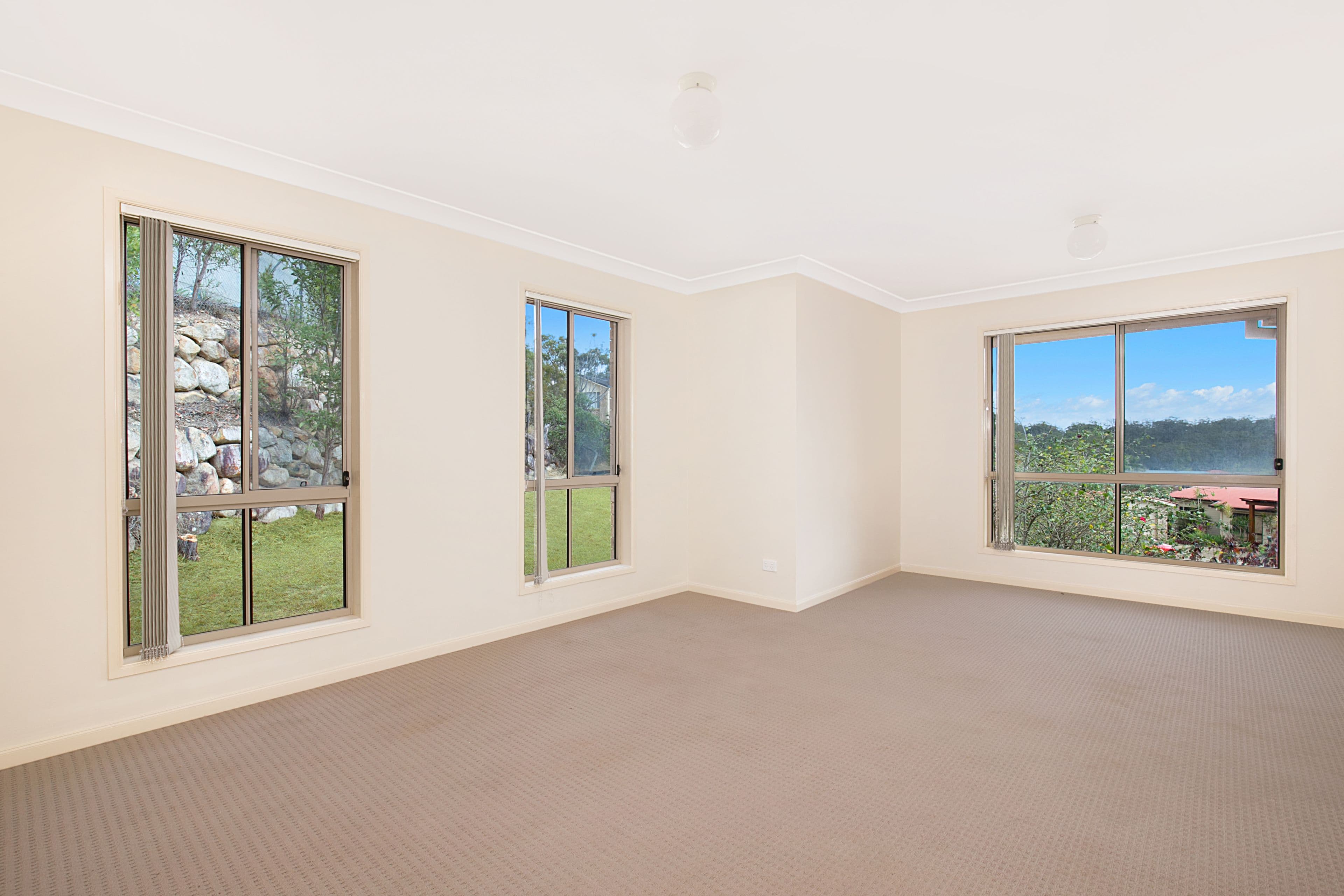 10 Wade Court, Shailer Park QLD 4128, Shailer Park - Thumbnail 3