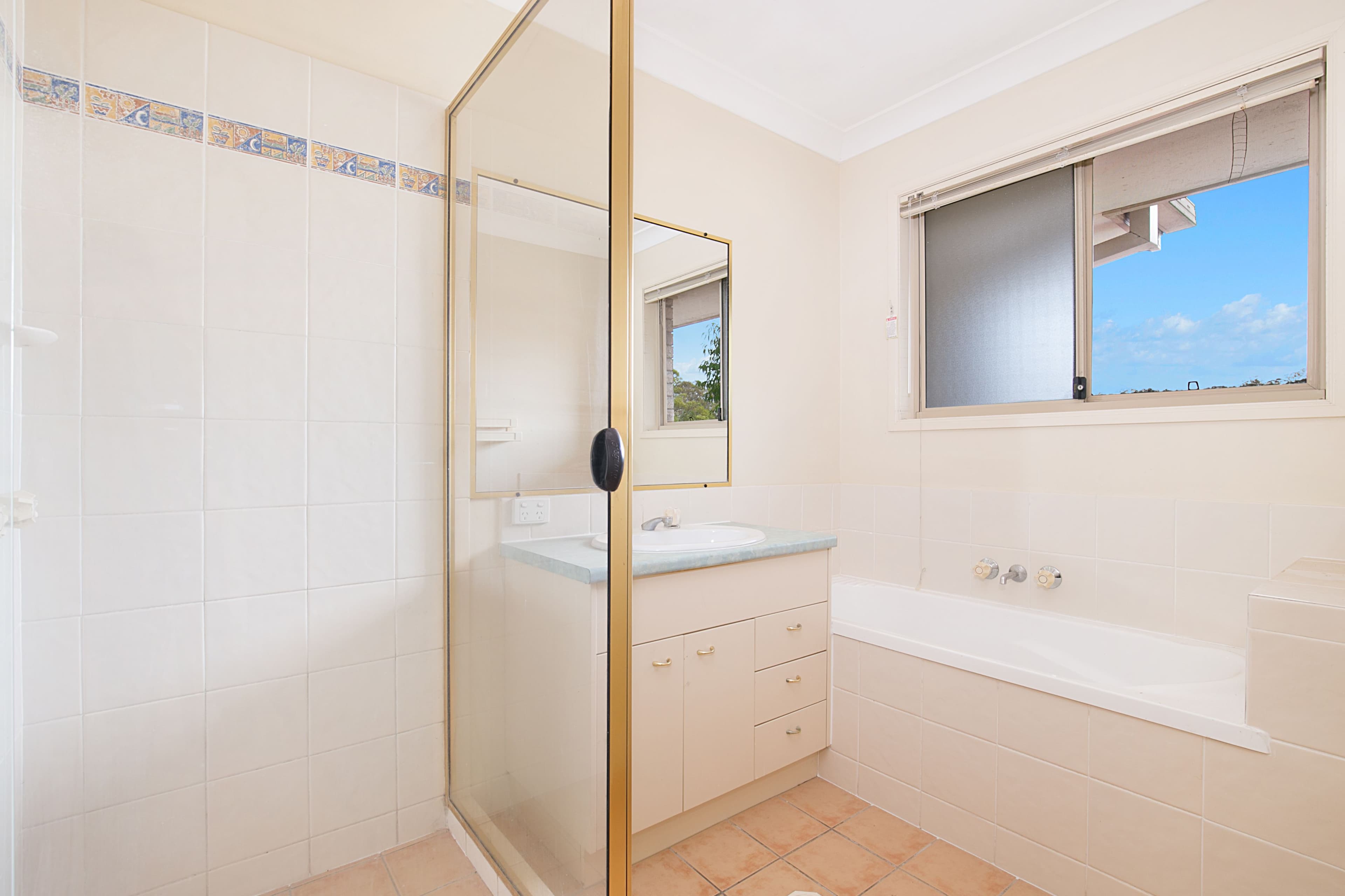 10 Wade Court, Shailer Park QLD 4128, Shailer Park - Thumbnail 5