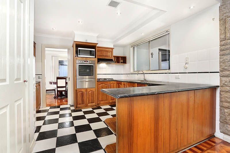 4 Bogong Court, Lalor VIC 3075, Lalor - Thumbnail 2