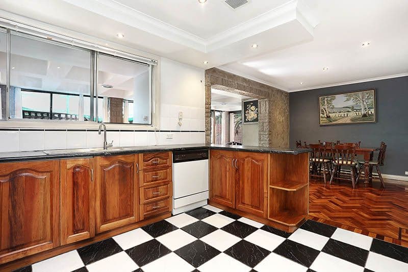 4 Bogong Court, Lalor VIC 3075, Lalor - Thumbnail 3