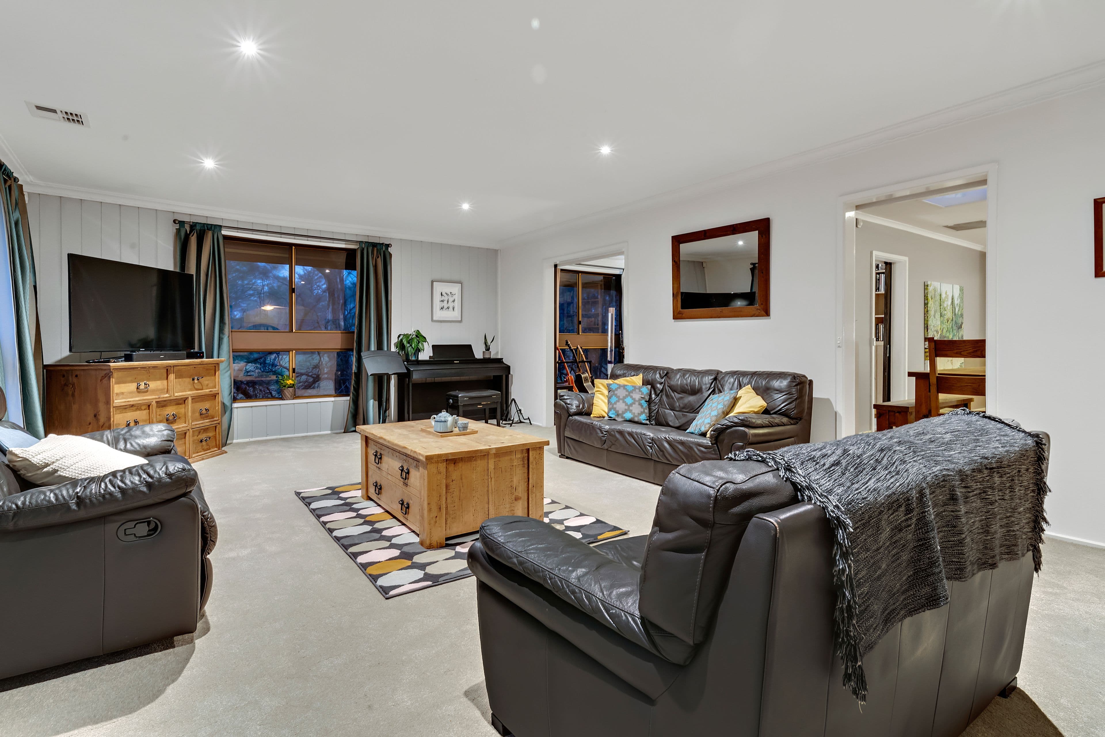 10 Jones Place, Weetangera ACT 2614, Weetangera - Thumbnail 5