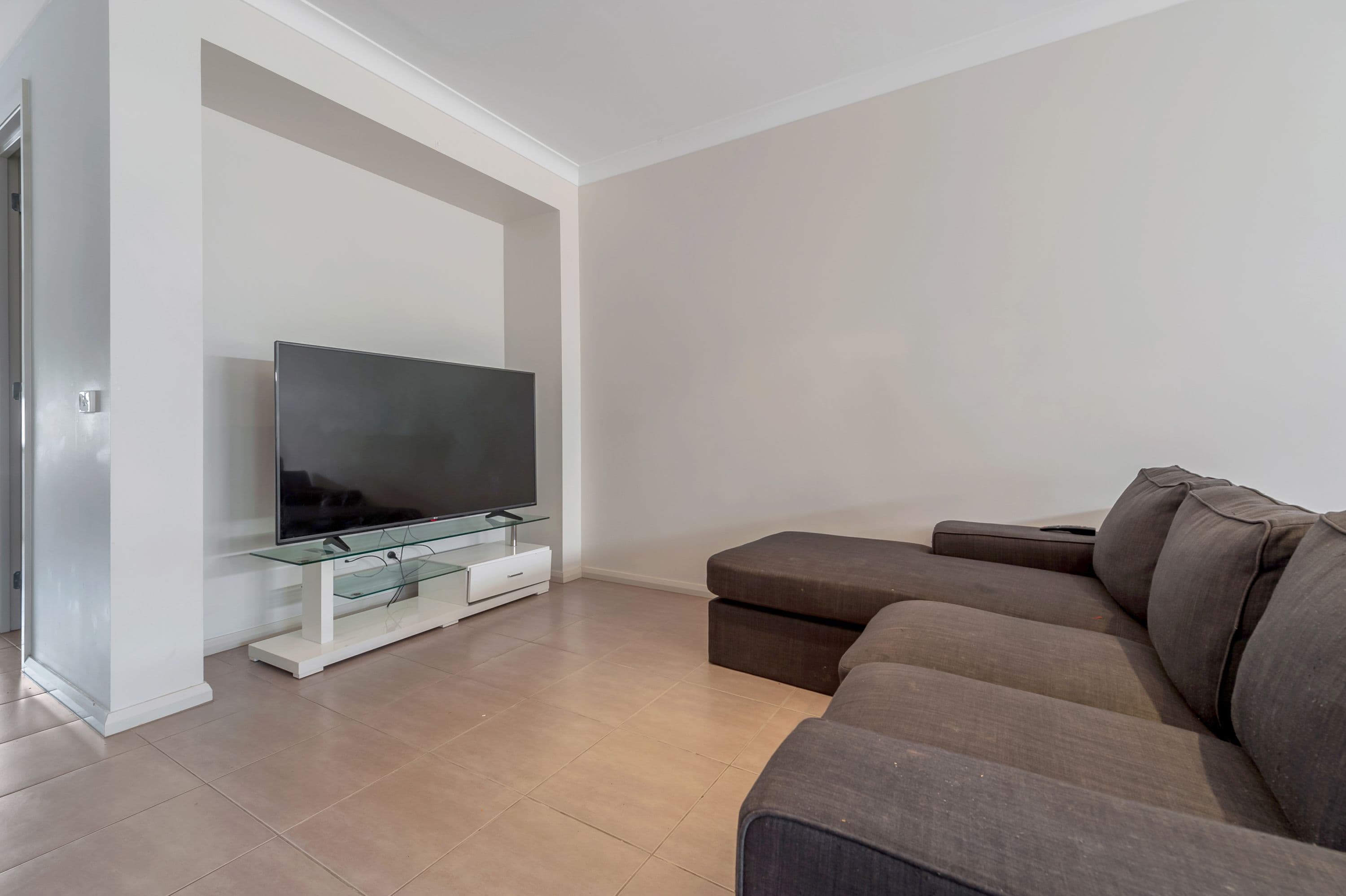 79 The Esplanade, Caroline Springs VIC 3023, Caroline Springs - Thumbnail 3