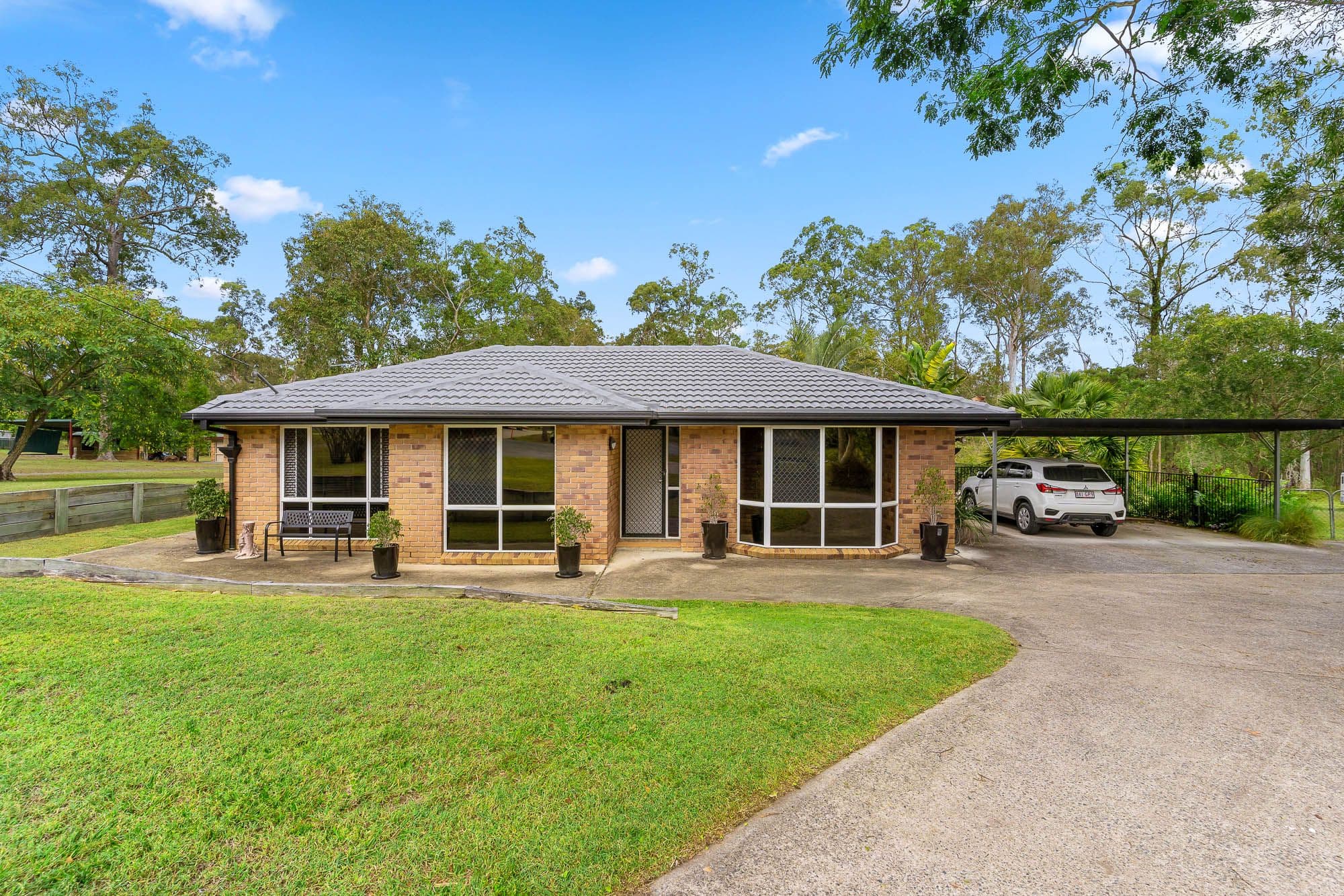 16 Batavia Court, Park Ridge South QLD 4125, Park Ridge South - Thumbnail 2