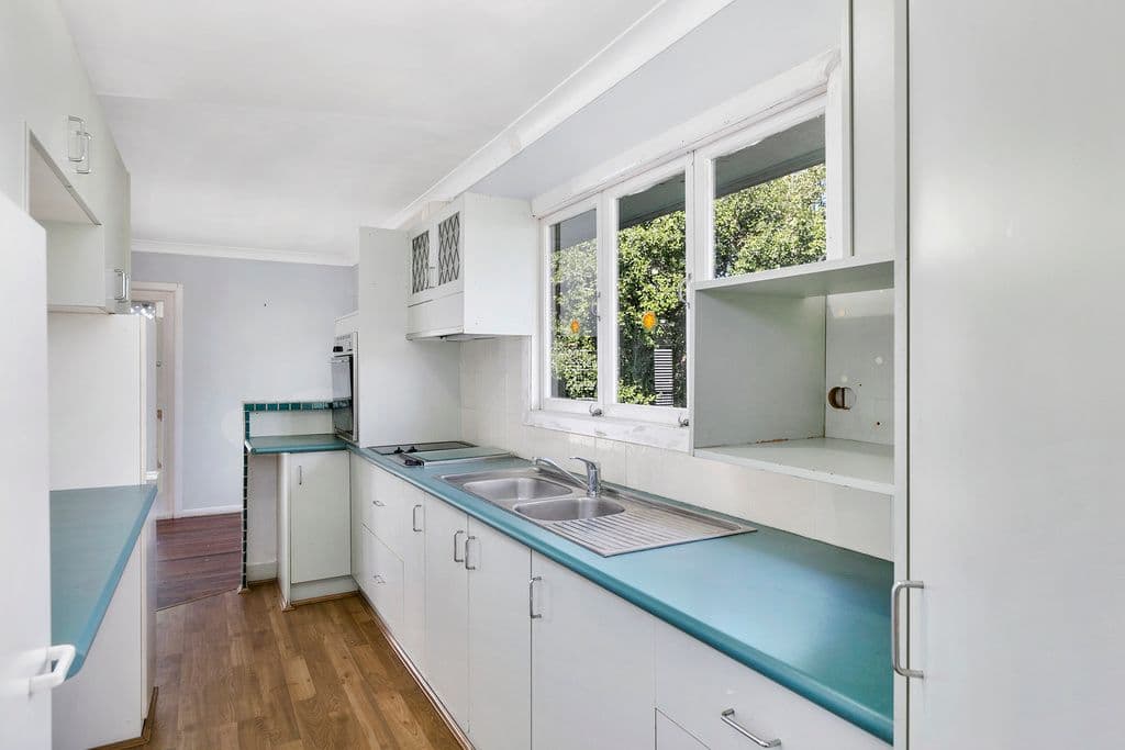 35 Camelia Avenue, Everton Hills QLD 4053, Everton Hills - Thumbnail 3