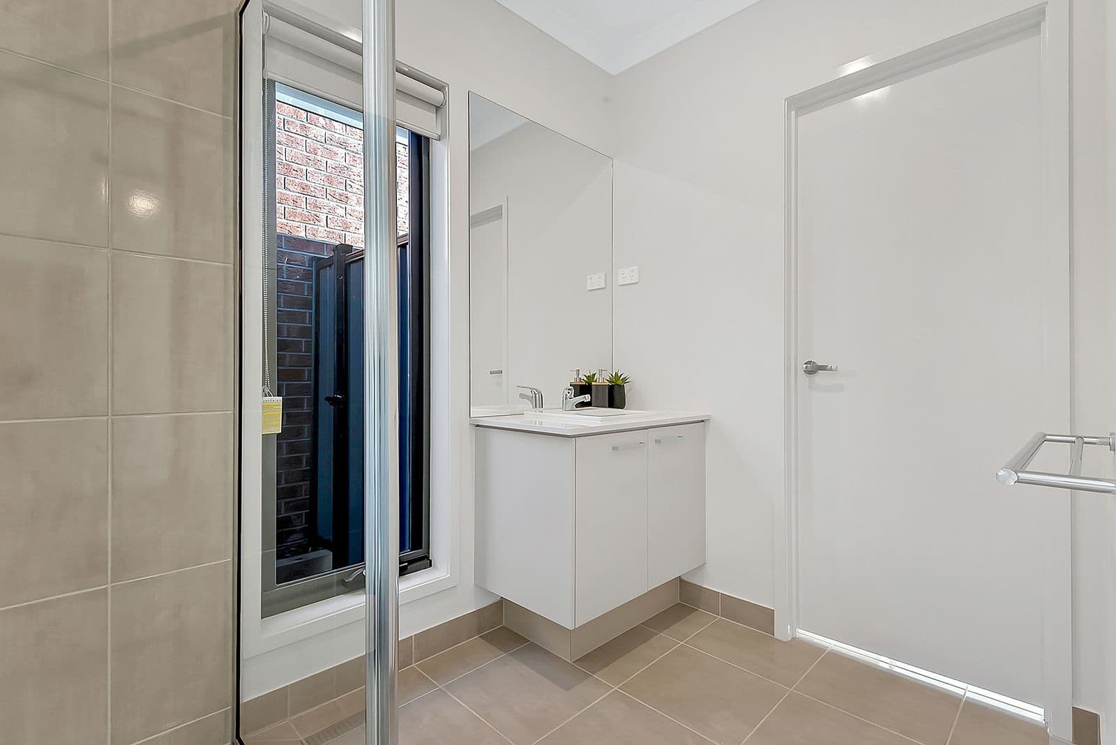 611 Grand Boulevard, Craigieburn VIC 3064, Craigieburn - Thumbnail 4