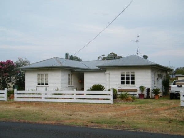 17 Evans Street, CHINCHILLA QLD 4413, Chinchilla - Image 1