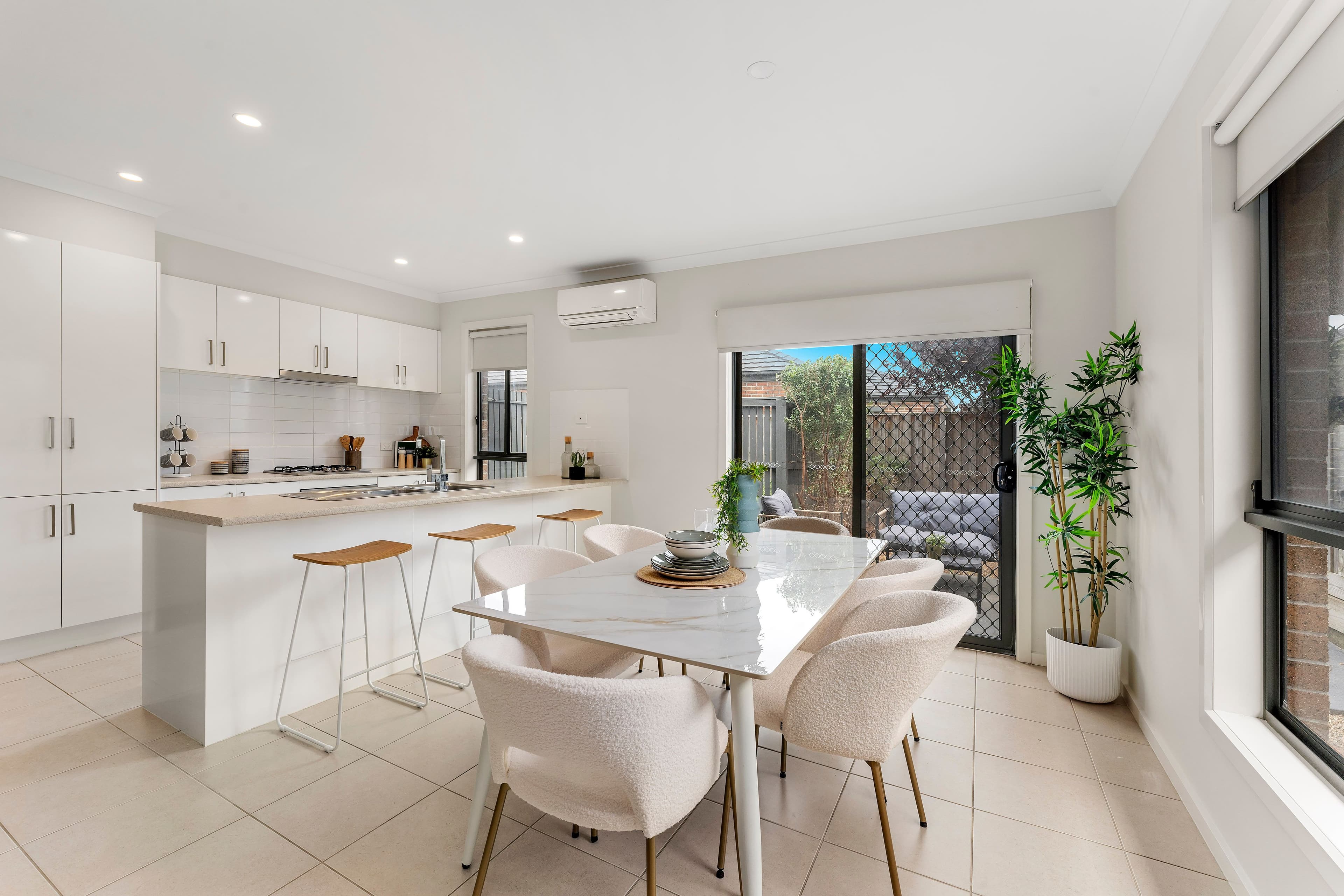 3 Malcolm Walk, Epping VIC 3076, Epping - Thumbnail 3