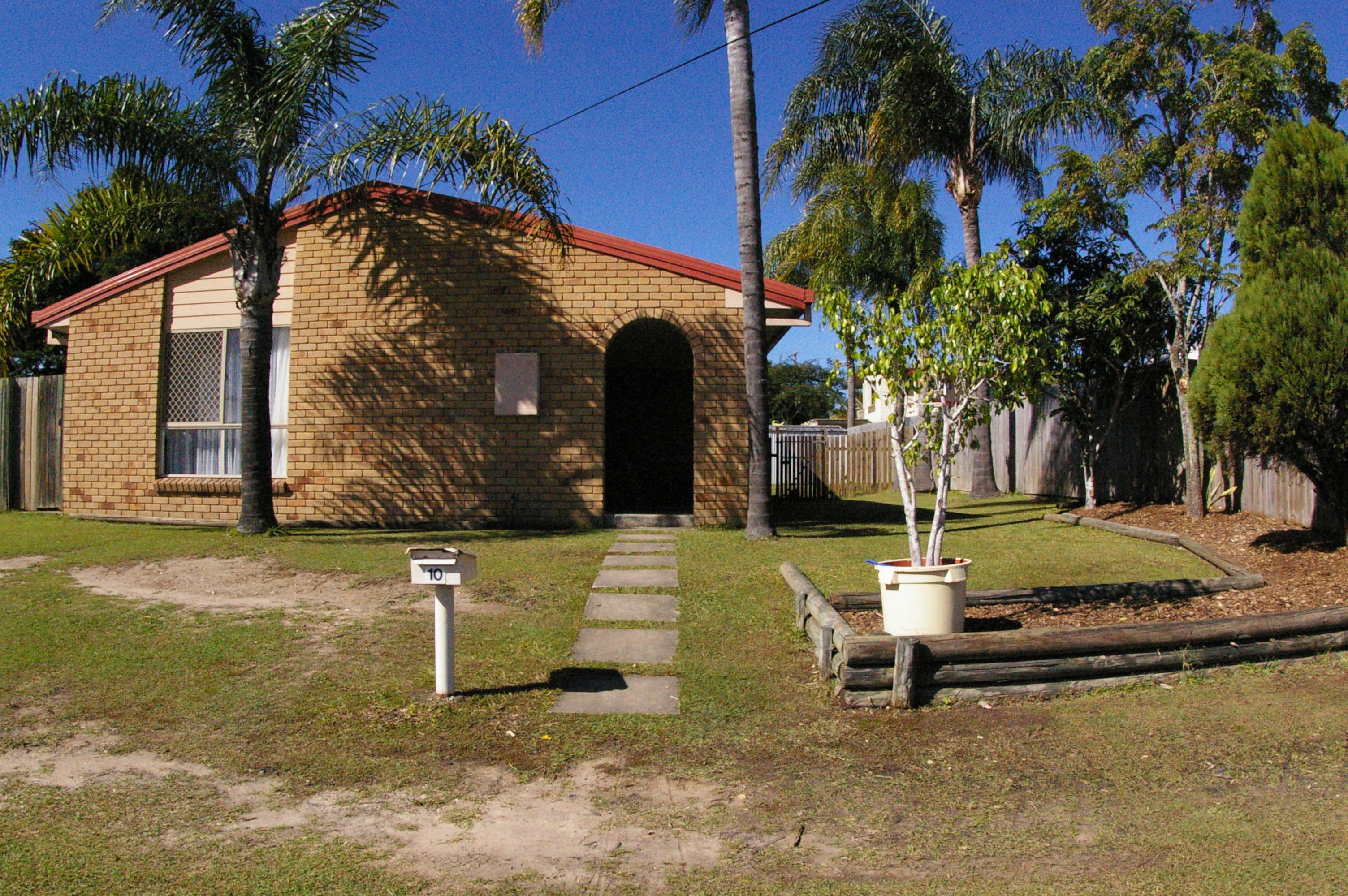 10 Warroo Drive, Deception Bay QLD 4508, Deception Bay - Thumbnail 2