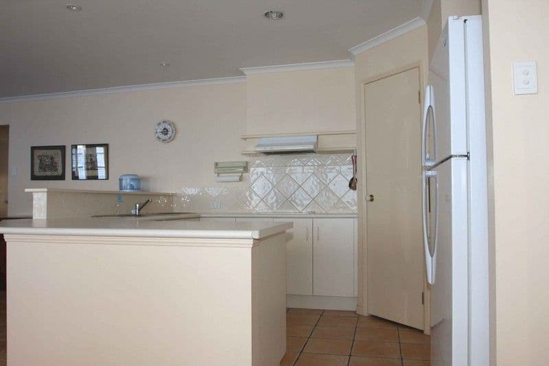11 Santa Cruz Place, FOREST LAKE QLD 4078, Forest Lake - Thumbnail 4