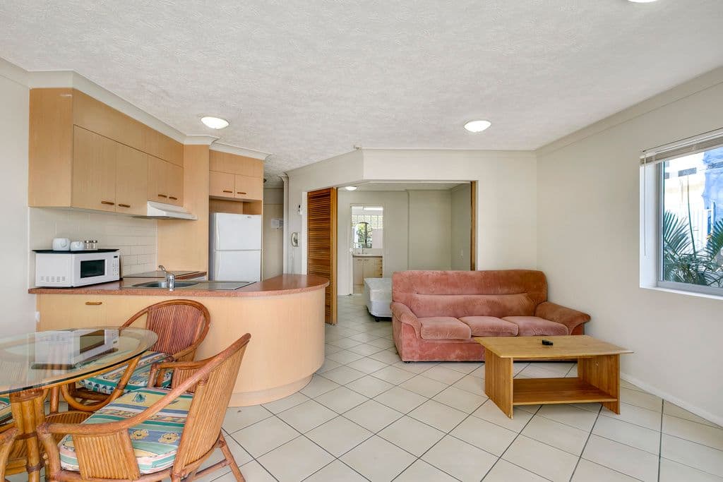 106 Marine Parade, Southport QLD 4215, Southport - Thumbnail 2
