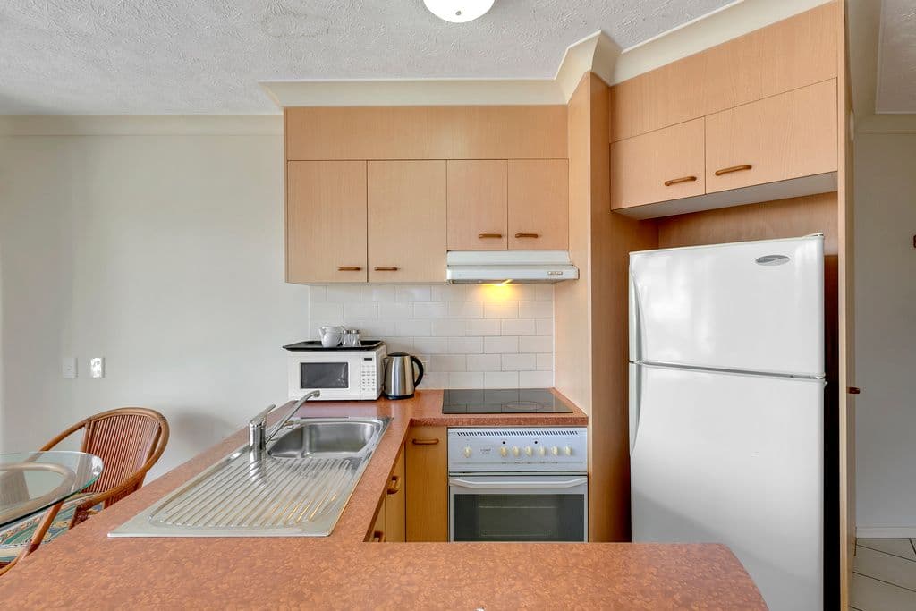 106 Marine Parade, Southport QLD 4215, Southport - Thumbnail 3