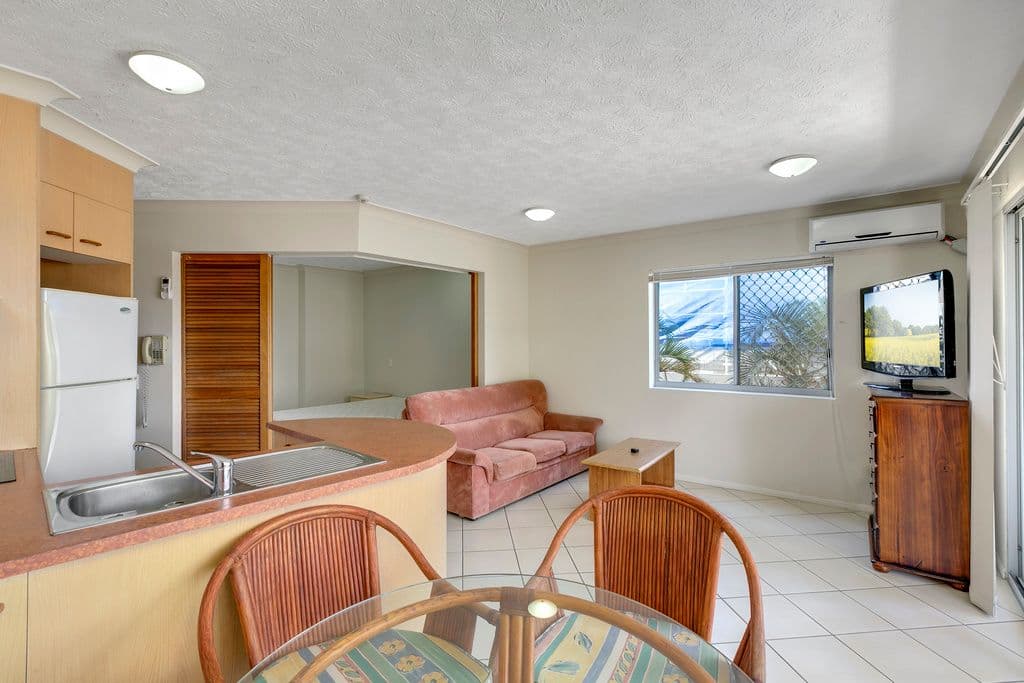 106 Marine Parade, Southport QLD 4215, Southport - Thumbnail 4