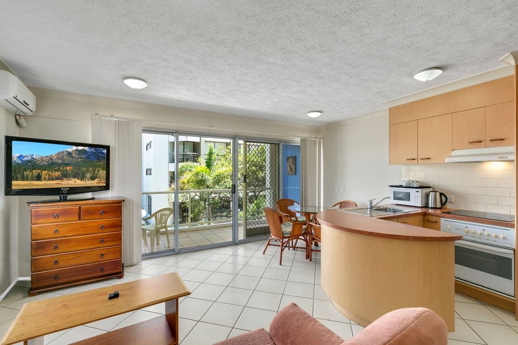106 Marine Parade, Southport QLD 4215, Southport - Thumbnail 6