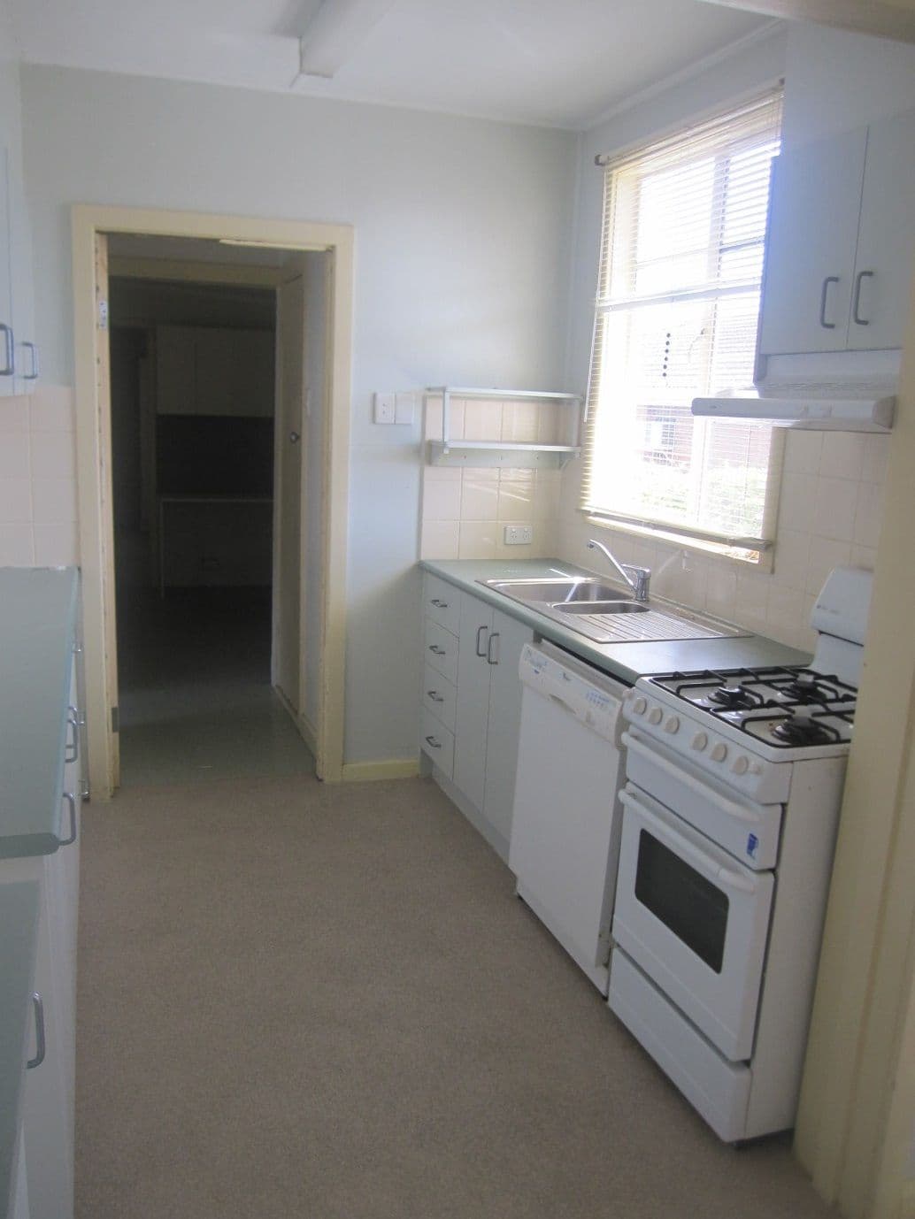 48 Begonia Street, BOX HILL SOUTH VIC 3128, Box Hill South - Thumbnail 6