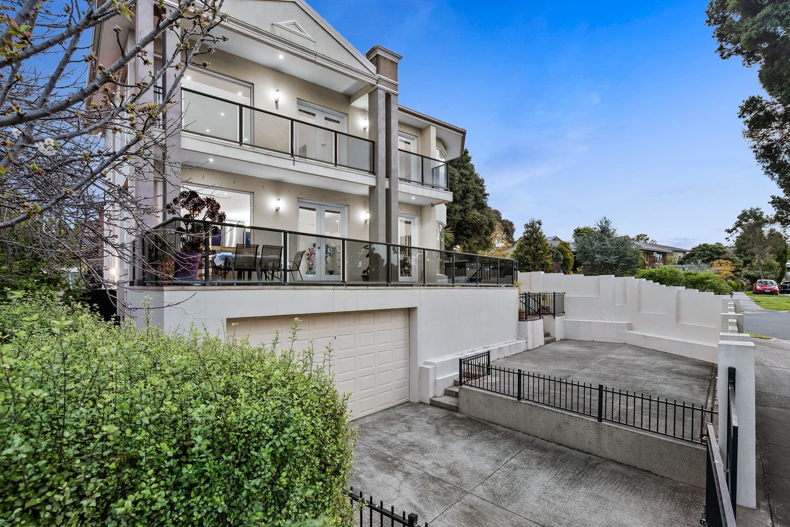 26 Haversham Avenue, Wheelers Hill VIC 3150, Wheelers Hill - Thumbnail 2