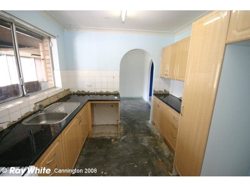 63 Virgilia Way, FORRESTFIELD WA 6058, Forrestfield - Thumbnail 3