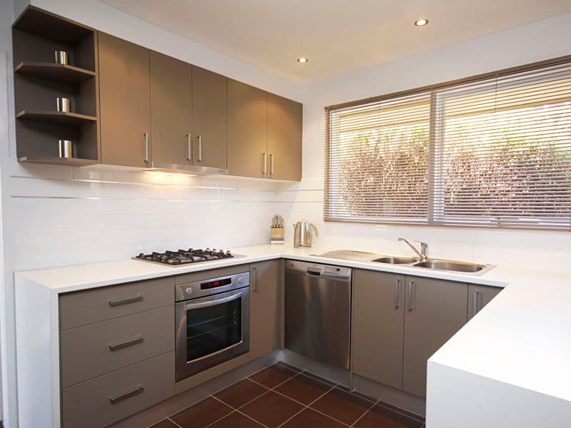 28 Coolabah Drive, GROVEDALE VIC 3216, Grovedale - Thumbnail 3