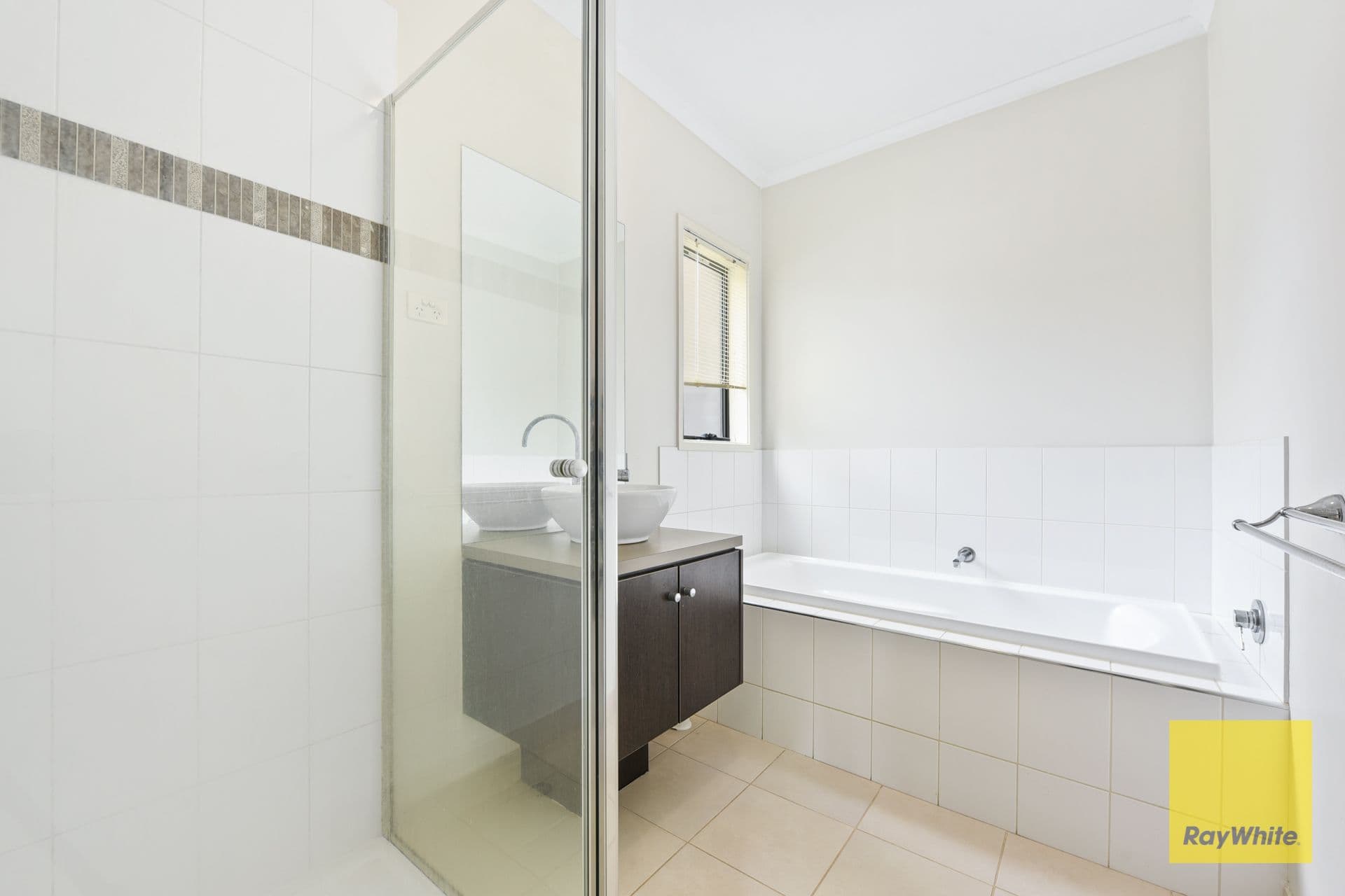 17 Keneally Street, Dandenong VIC 3175, Dandenong - Thumbnail 7