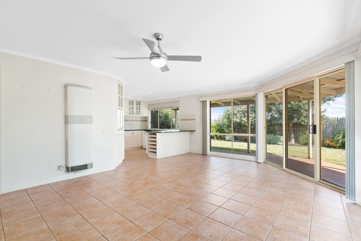17 Swallow Grove, Traralgon VIC 3844, Traralgon - Thumbnail 3