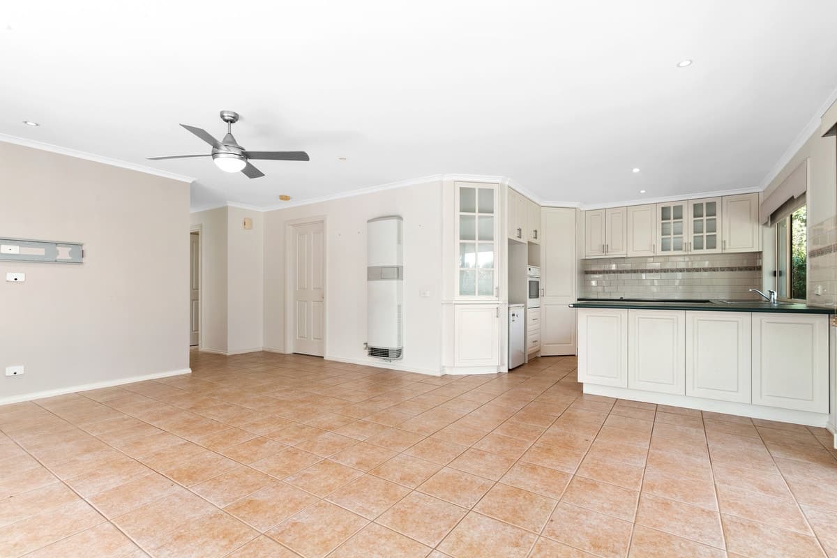 17 Swallow Grove, Traralgon VIC 3844, Traralgon - Thumbnail 4