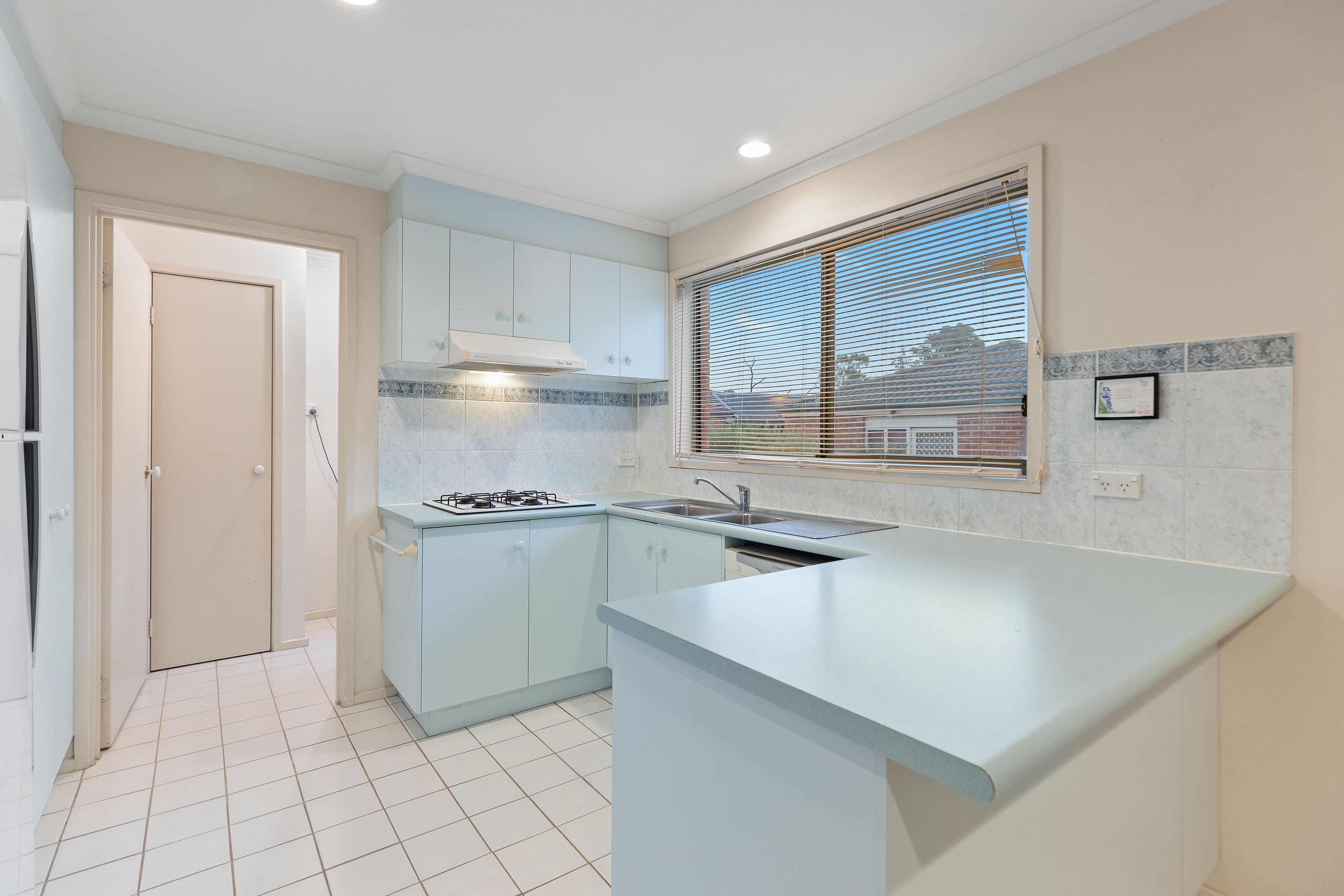 10 Carmel Avenue, Ferntree Gully VIC 3156, Ferntree Gully - Thumbnail 7