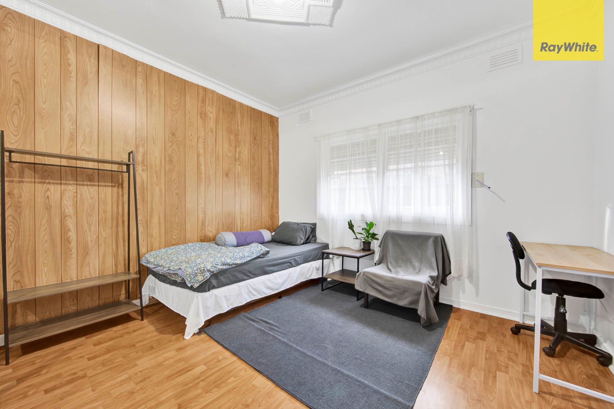 13 Walmer Avenue, St Albans VIC 3021, St Albans - Thumbnail 5