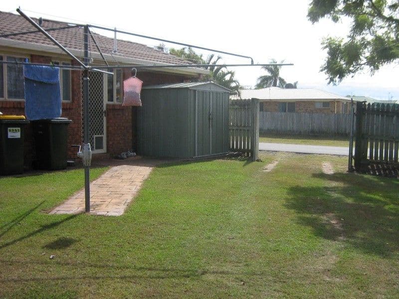 2 Seagull Cresent, BUNDABERG NORTH QLD 4670, Bundaberg North - Thumbnail 4
