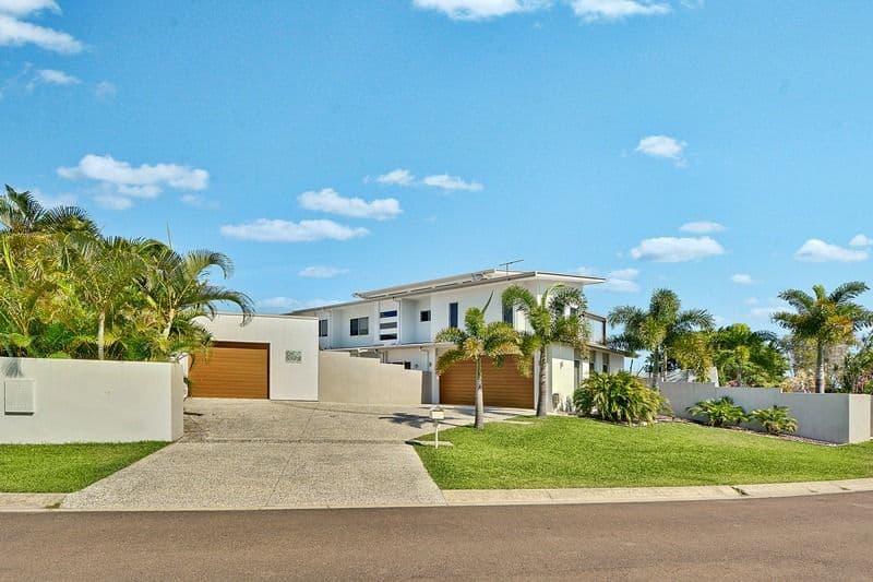 2 Elimbah Street, PELICAN WATERS QLD 4551, Pelican Waters - Thumbnail 3