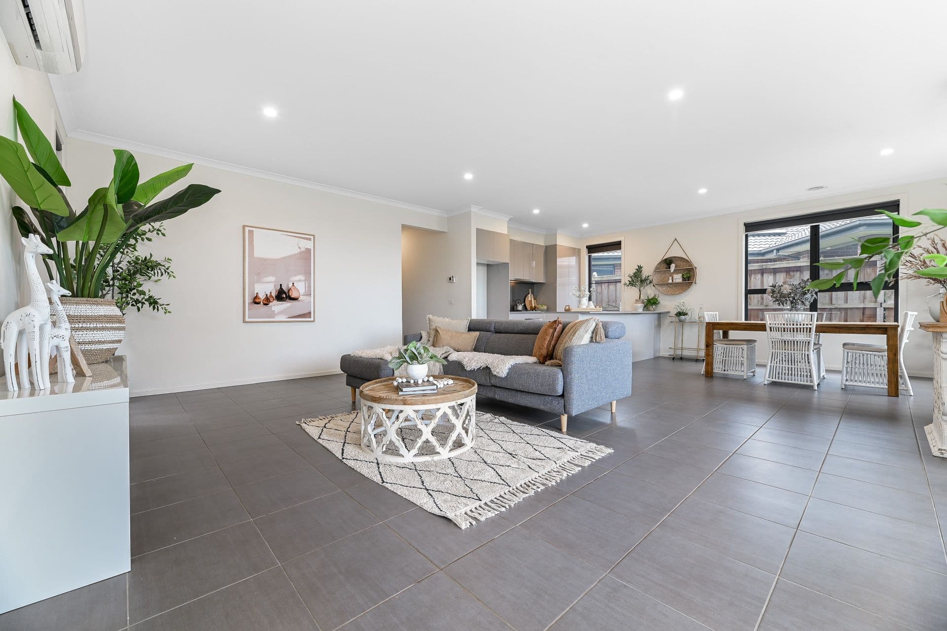 1 Kinkade Close, Cranbourne East VIC 3977, Cranbourne East - Thumbnail 3