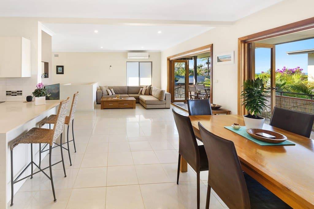 23 Sapphire Crescent, Sapphire Beach - Thumbnail 5