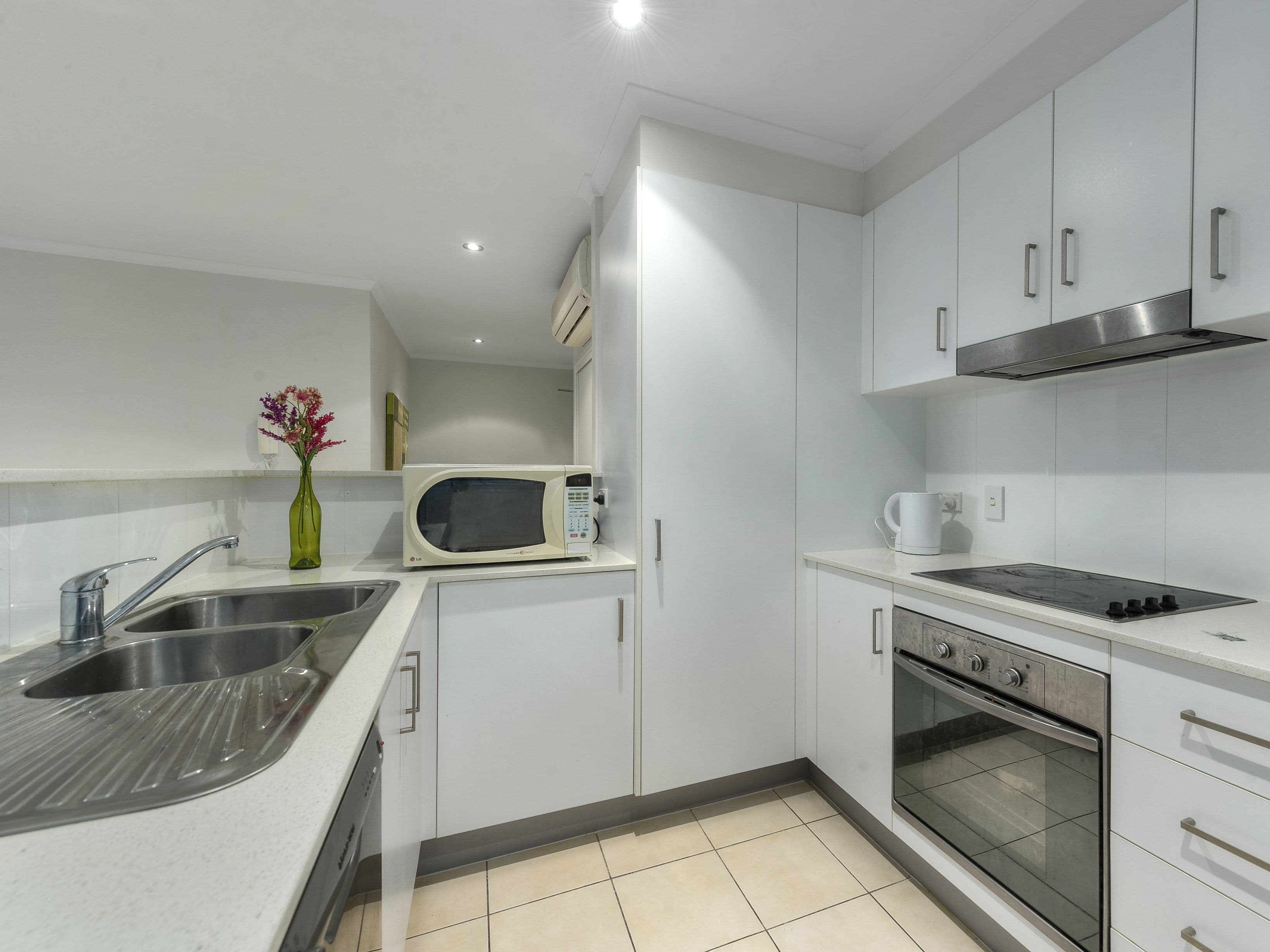 42 Cordelia Street, South Brisbane QLD 4101, South Brisbane - Thumbnail 5