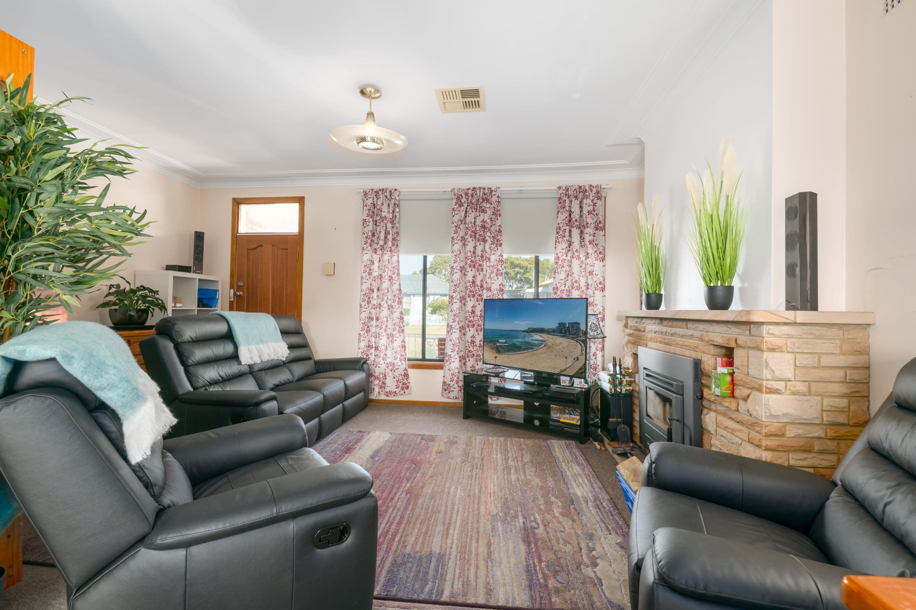 207 Excelsior Parade, Toronto - Thumbnail 6