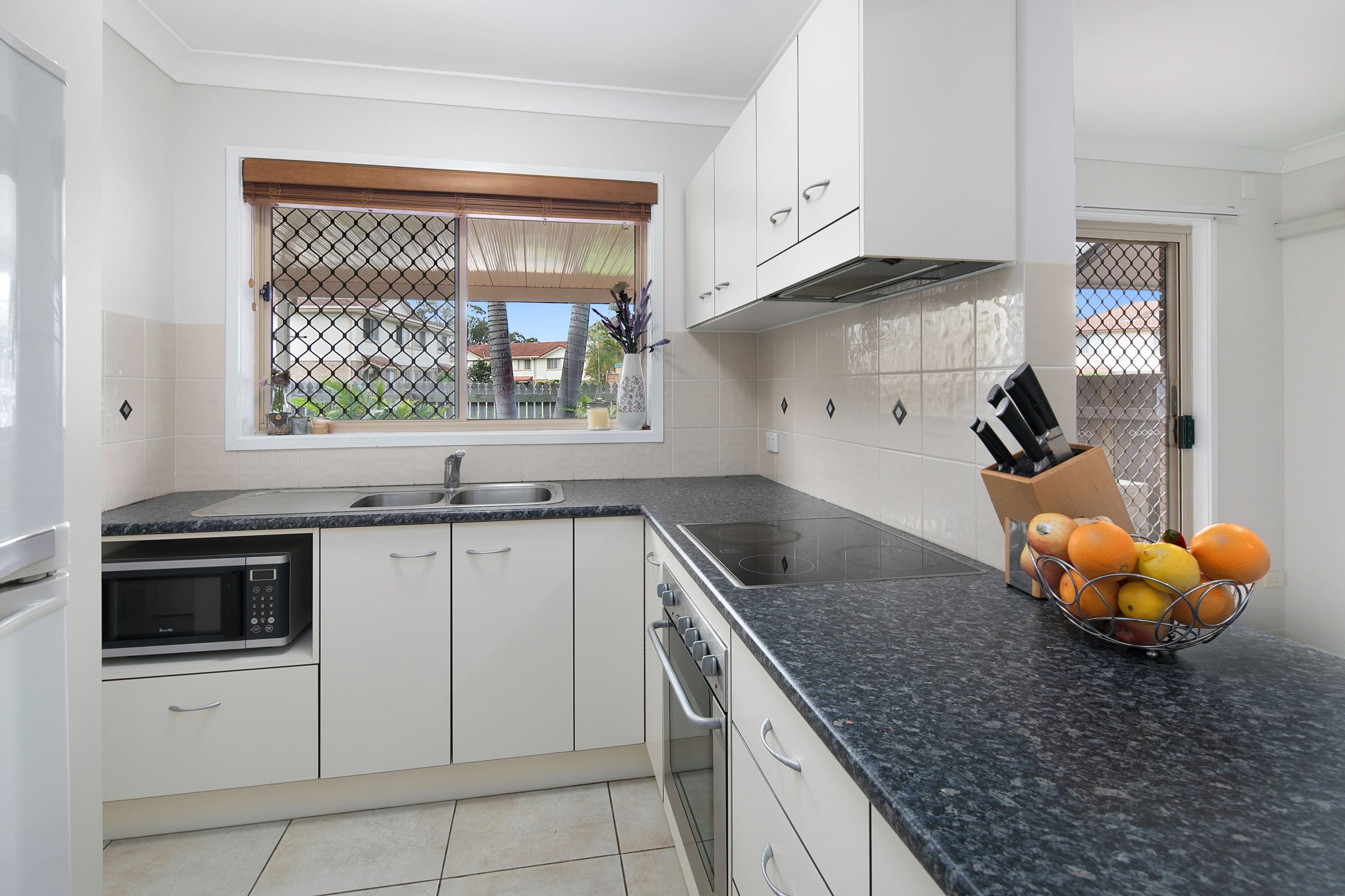 175 Thorneside Road, Thorneside QLD 4158, Thorneside - Thumbnail 3