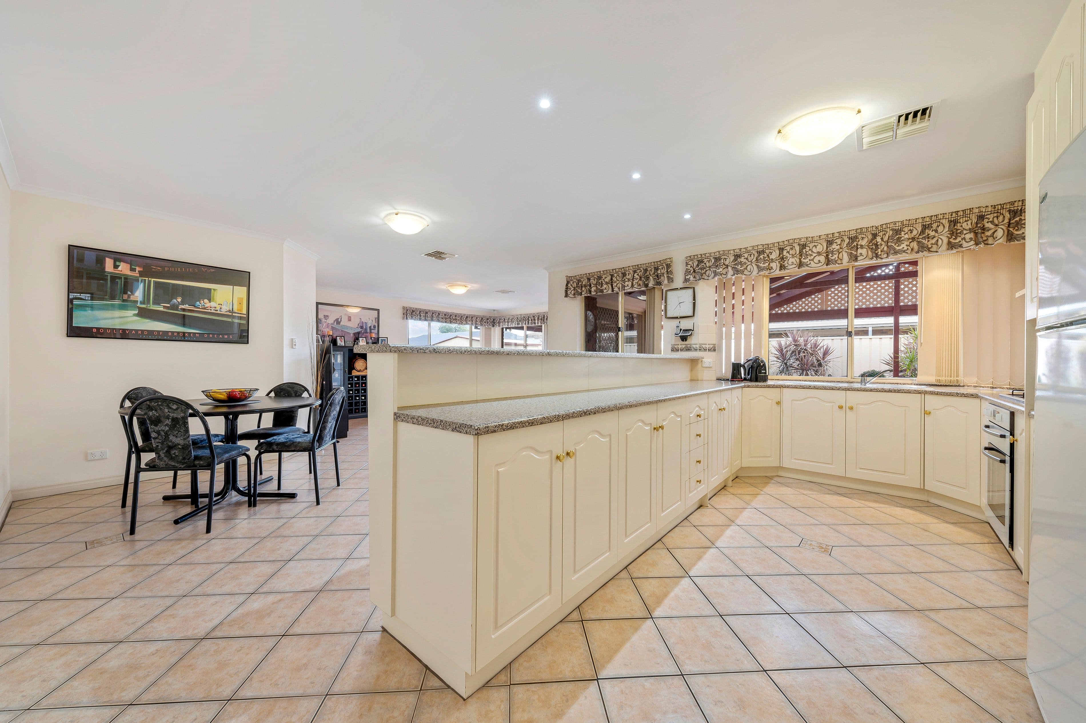 21 Rosecombe Place, Parafield Gardens SA 5107, Parafield Gardens - Thumbnail 5
