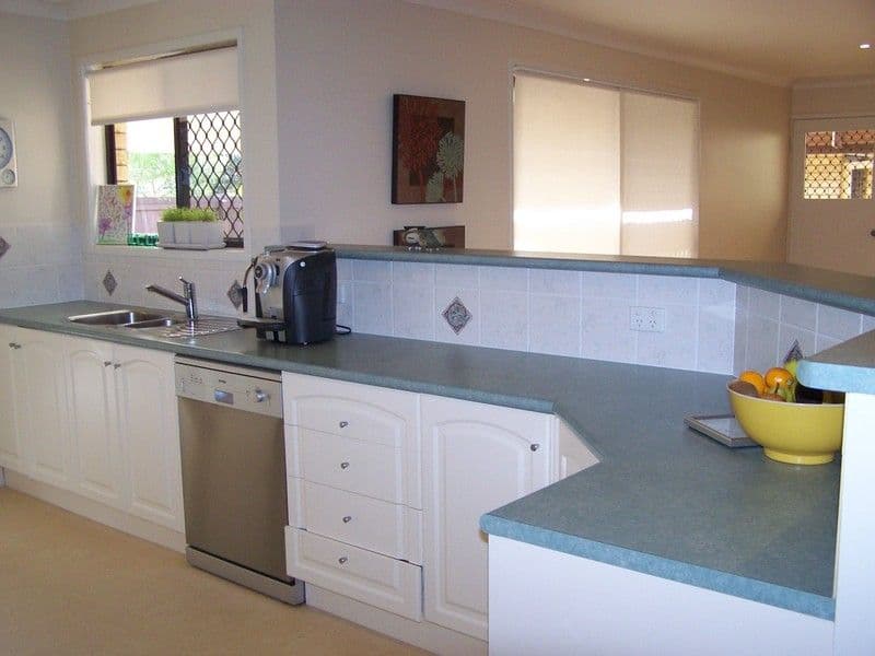 6 Gretel Court, NEWPORT QLD 4020, Newport - Thumbnail 2
